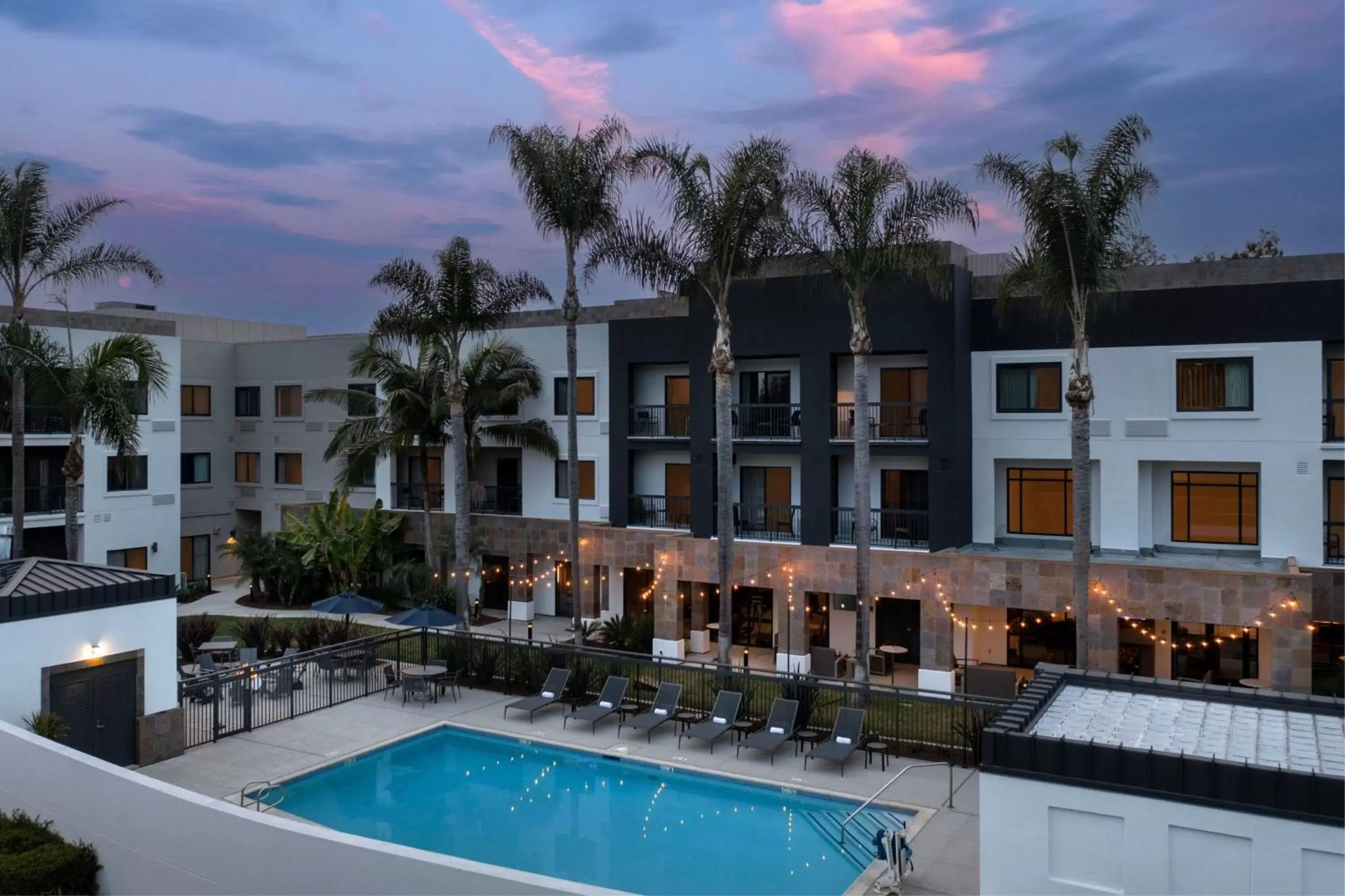 Property building, Swimming Pool in Courtyard by Marriott San Diego Carlsbad