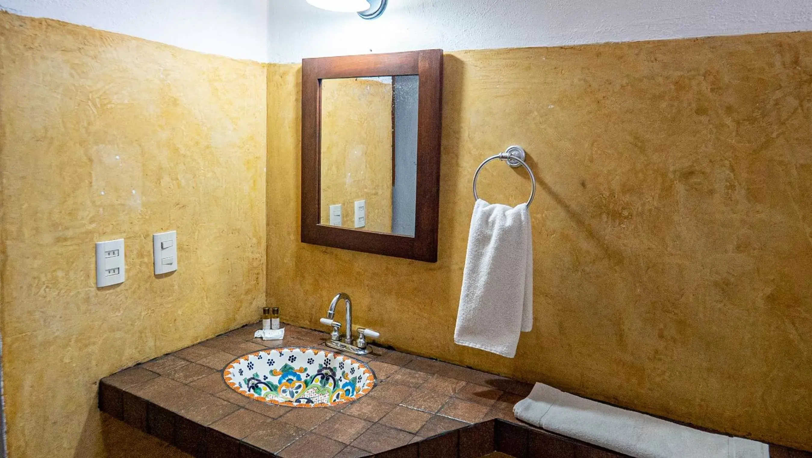 Bathroom in Hotel Casa de las Flores