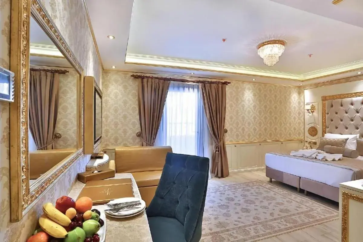 Bedroom in Hotel Emirhan Palace