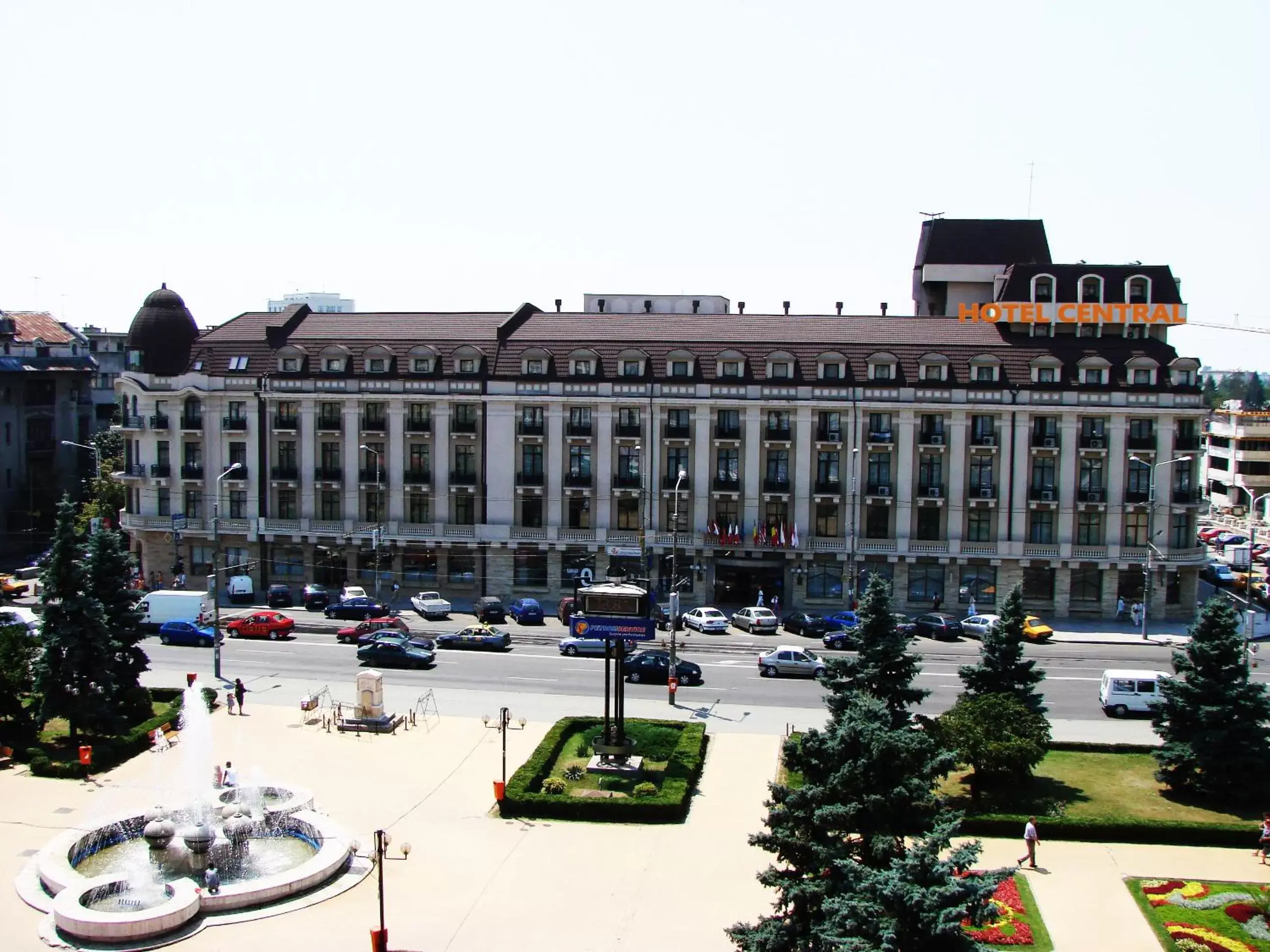 Property building in Hotel Central