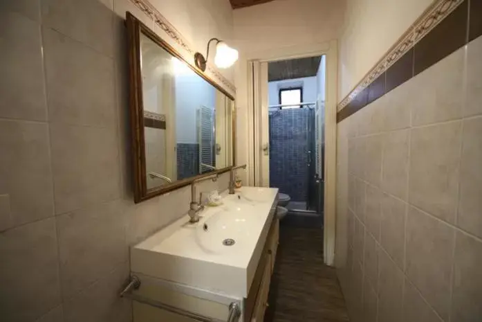 Bathroom in Antica Corte Milanese