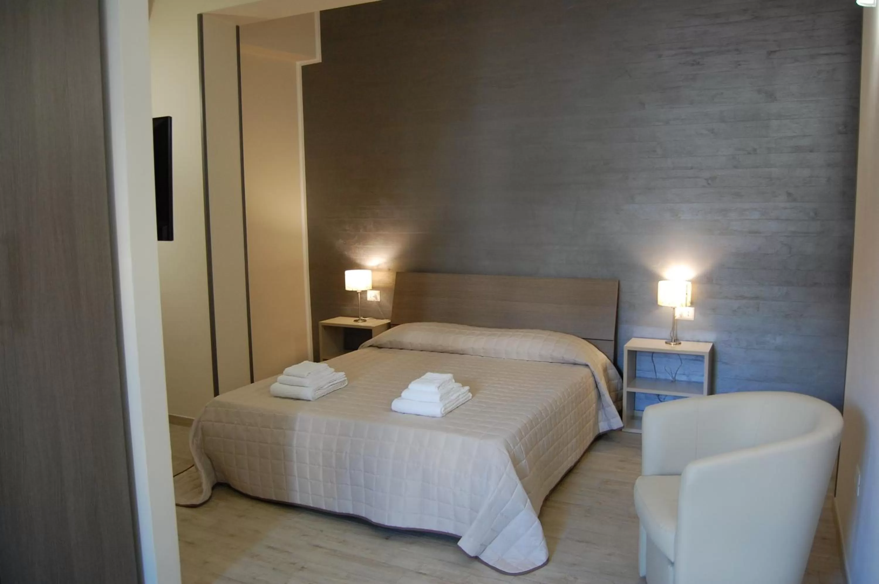 Photo of the whole room, Bed in B&B Del Corso