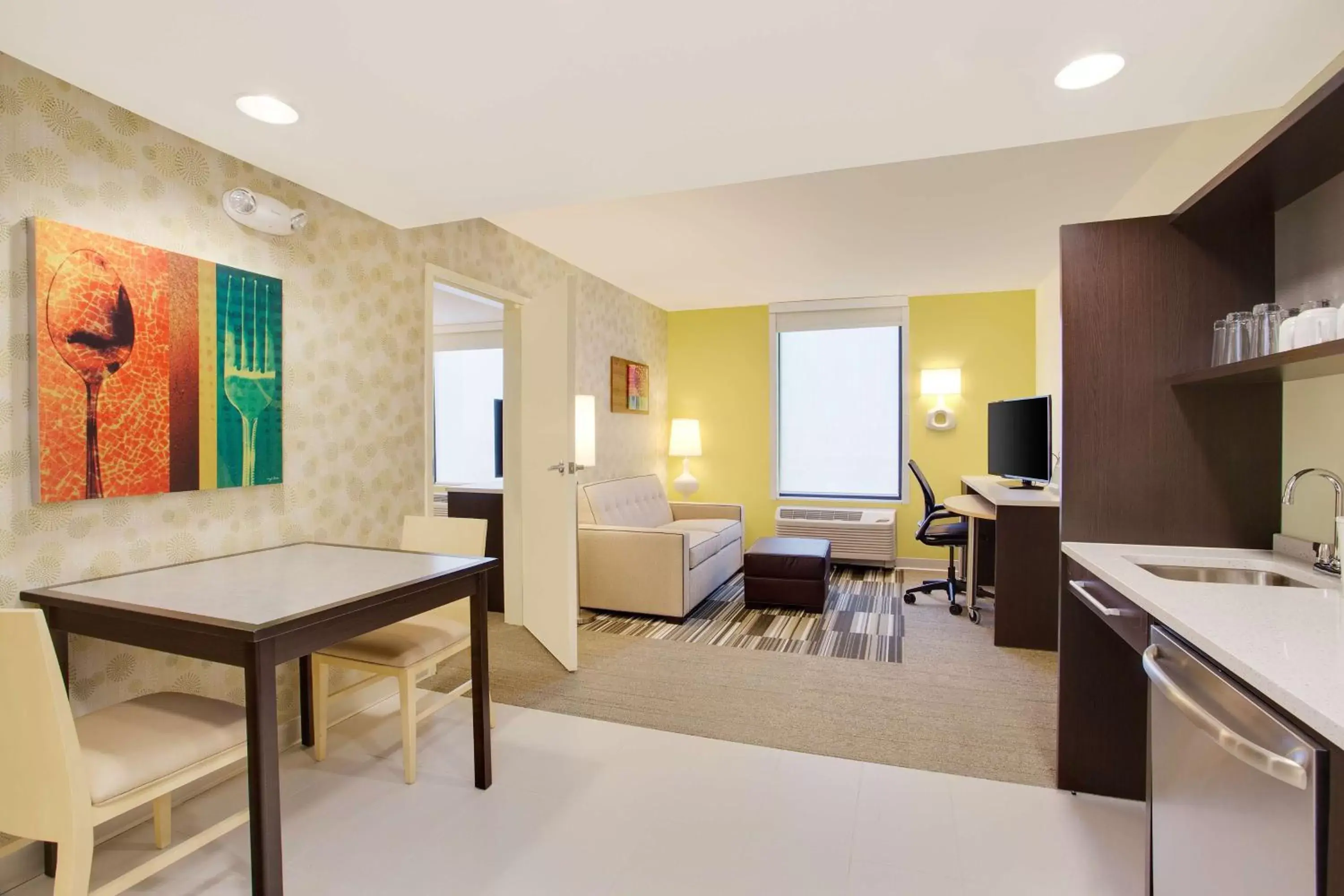 Bedroom, Seating Area in Home2 Suites By Hilton Chicago Schaumburg