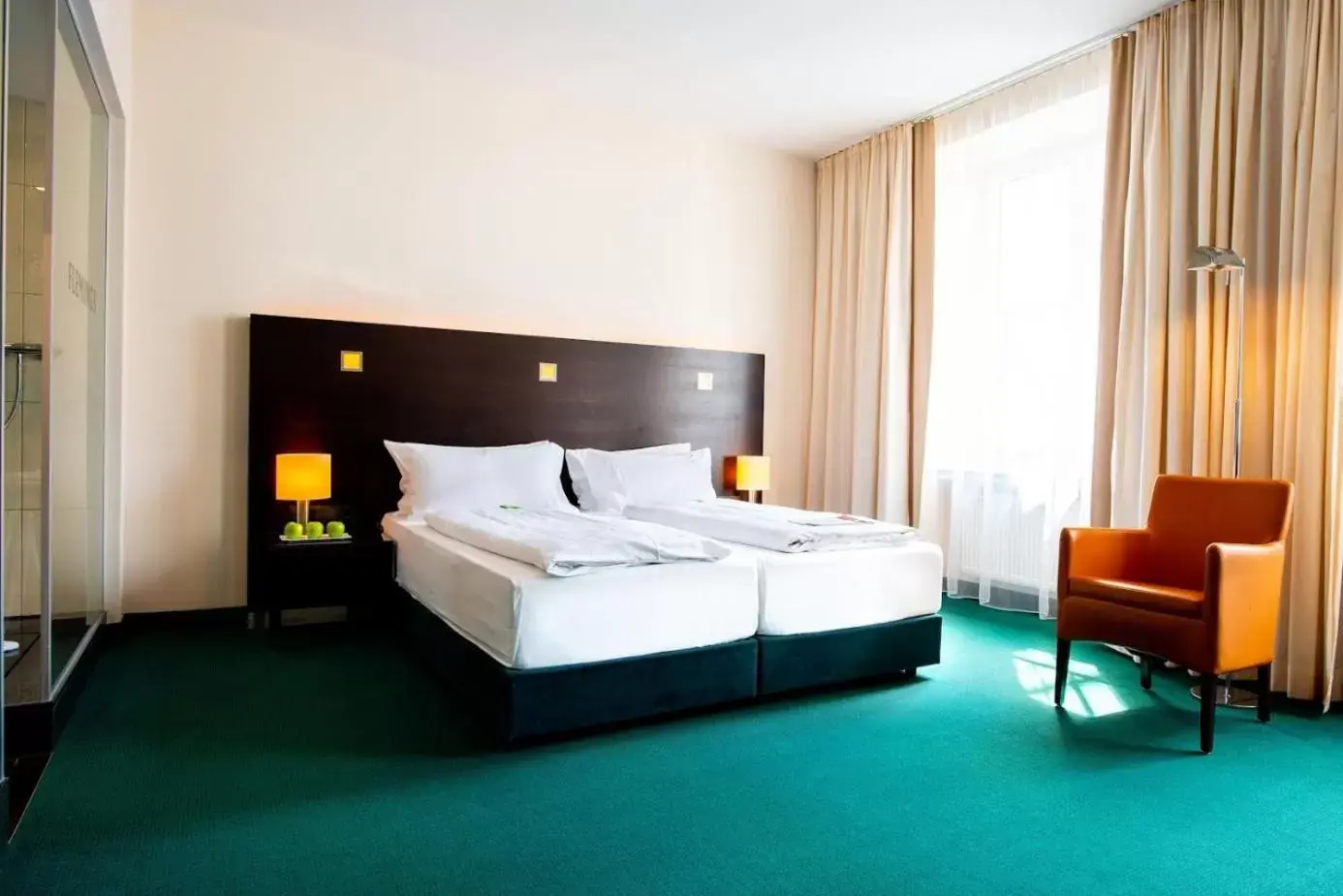 Bed in Flemings Hotel München-City