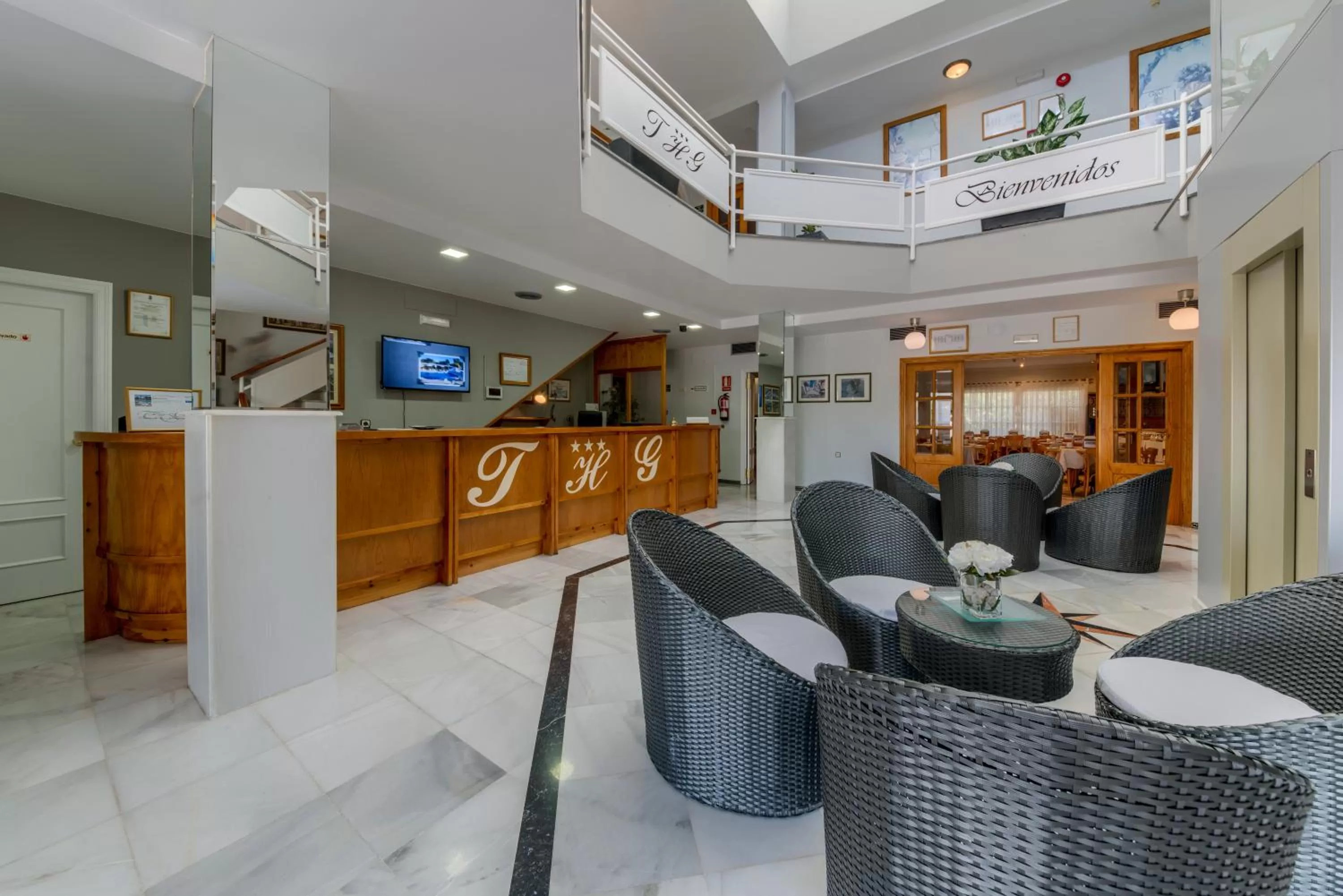 Lobby or reception in Hotel Torre De Los Guzmanes