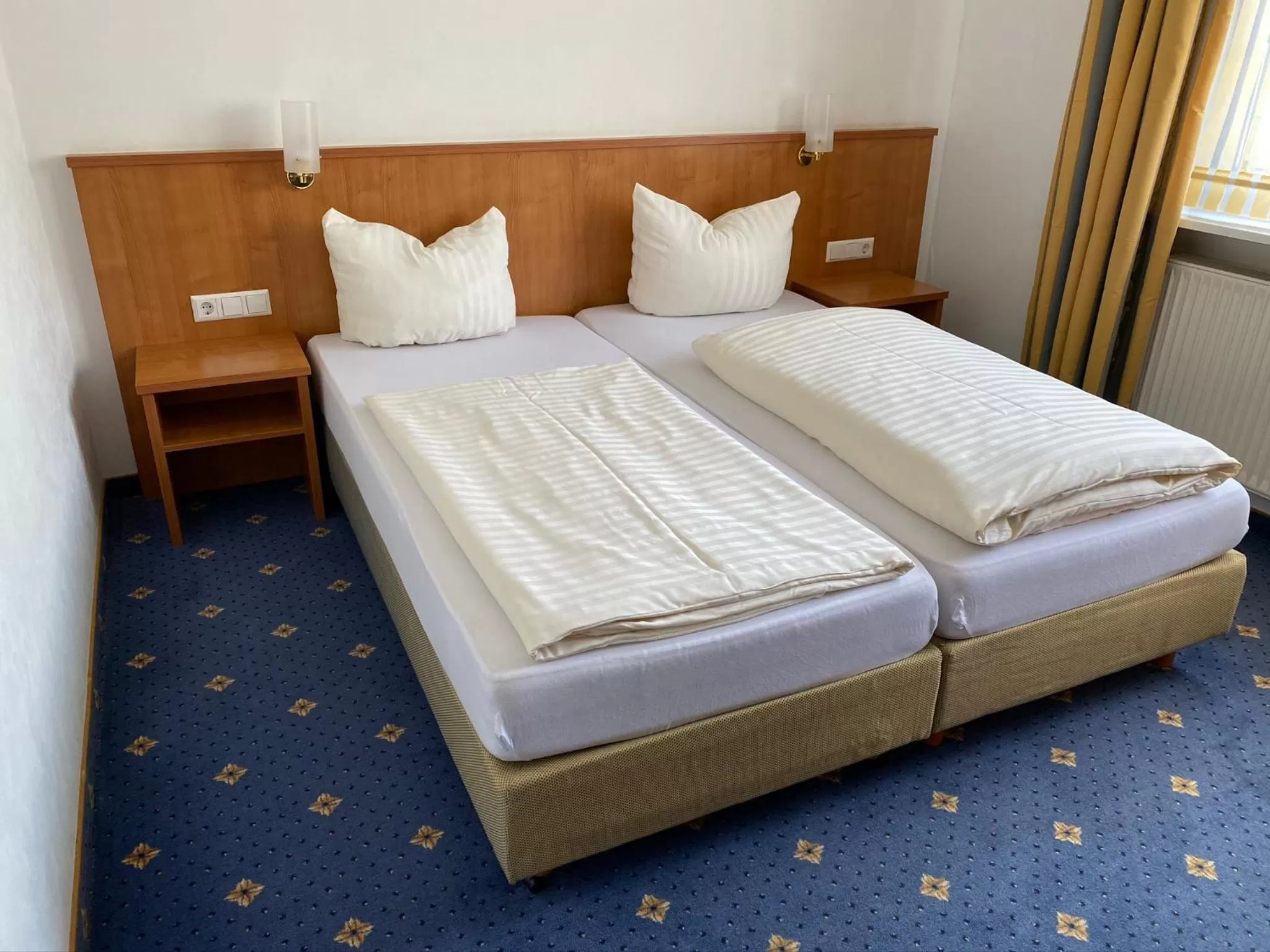 Bed in Hotel Kaiserhof
