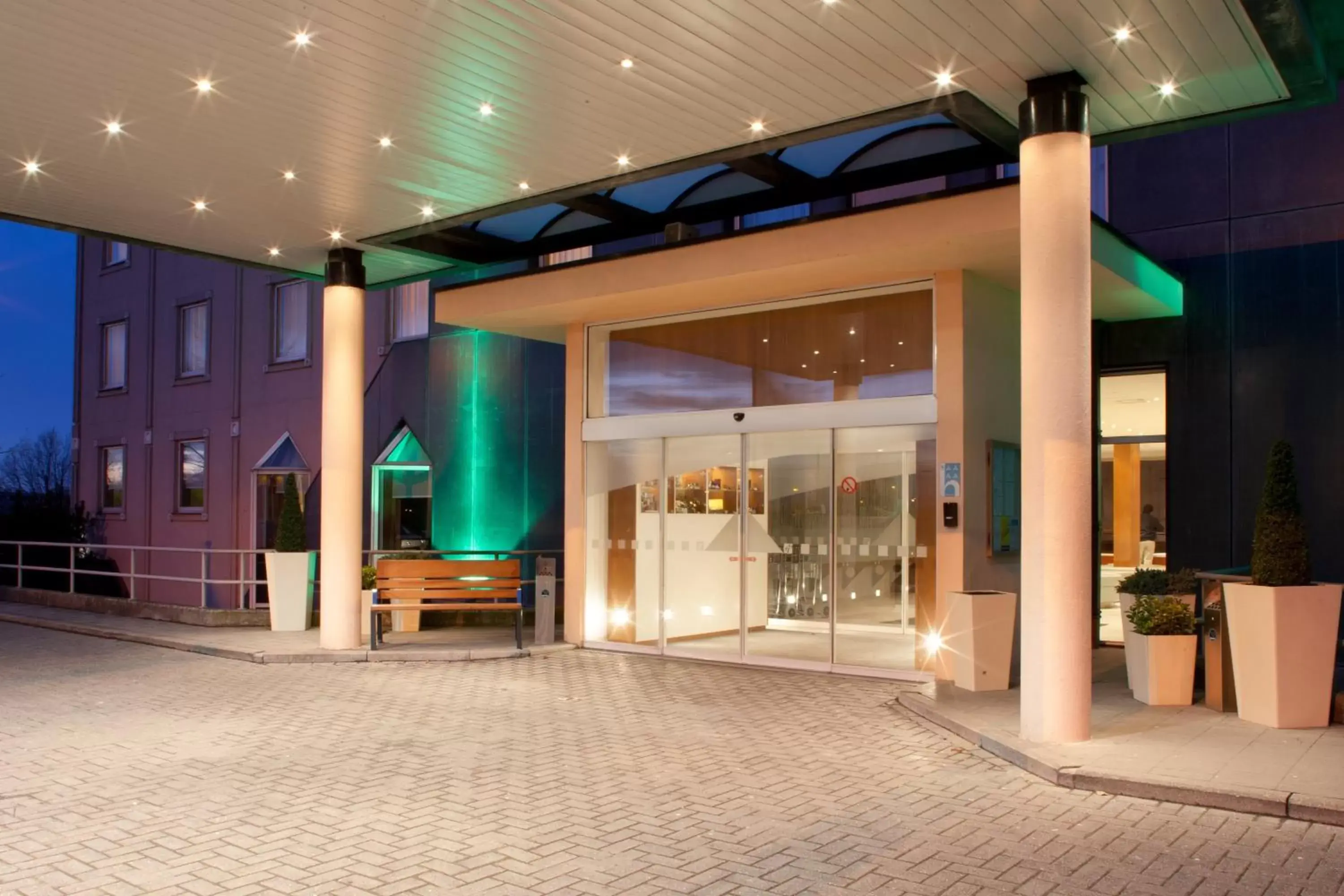 Property building in Holiday Inn Gent Expo by IHG Property building in Holiday Inn Gent Expo by IHG