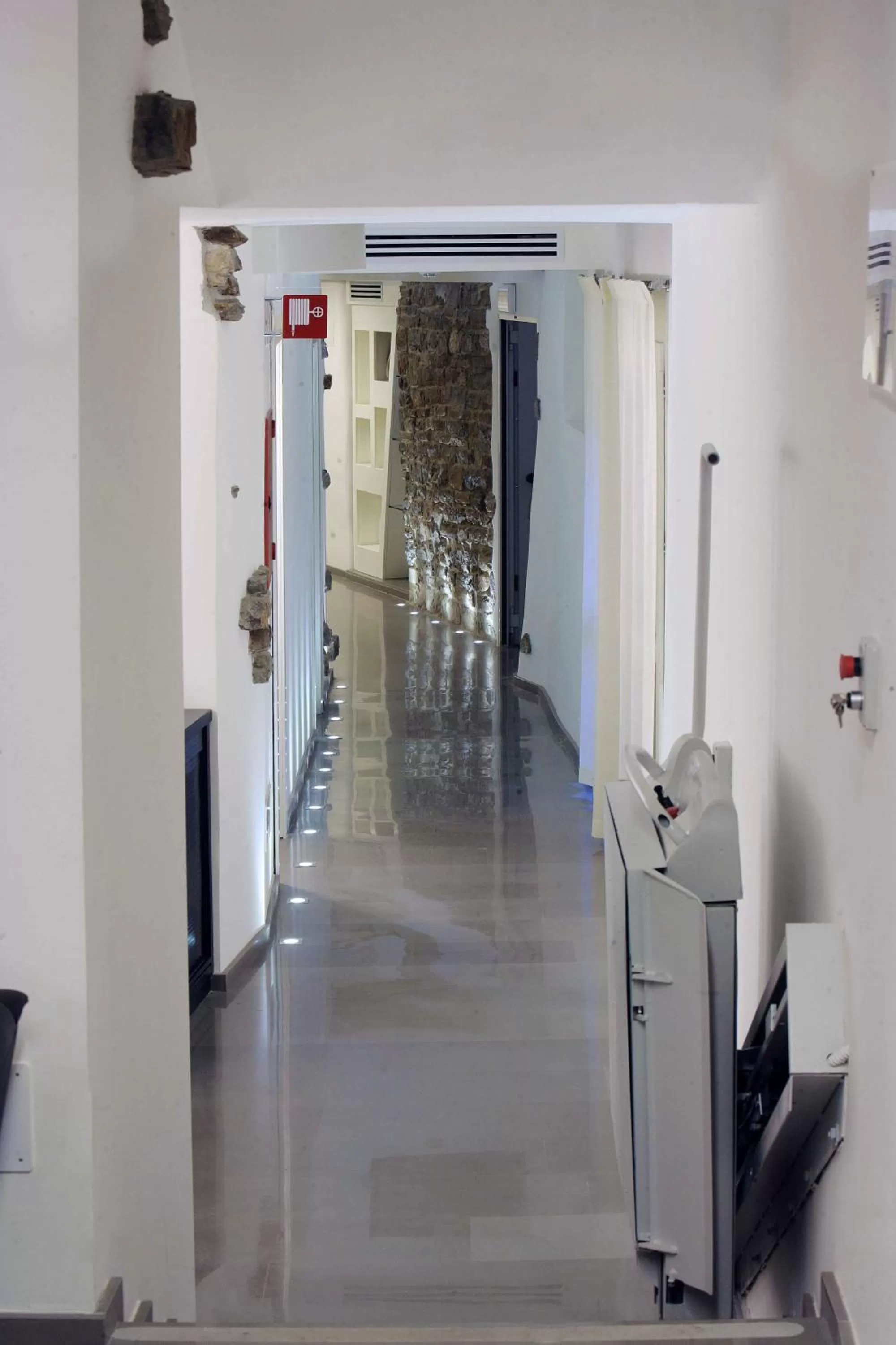 Other in Urban Hotel Design