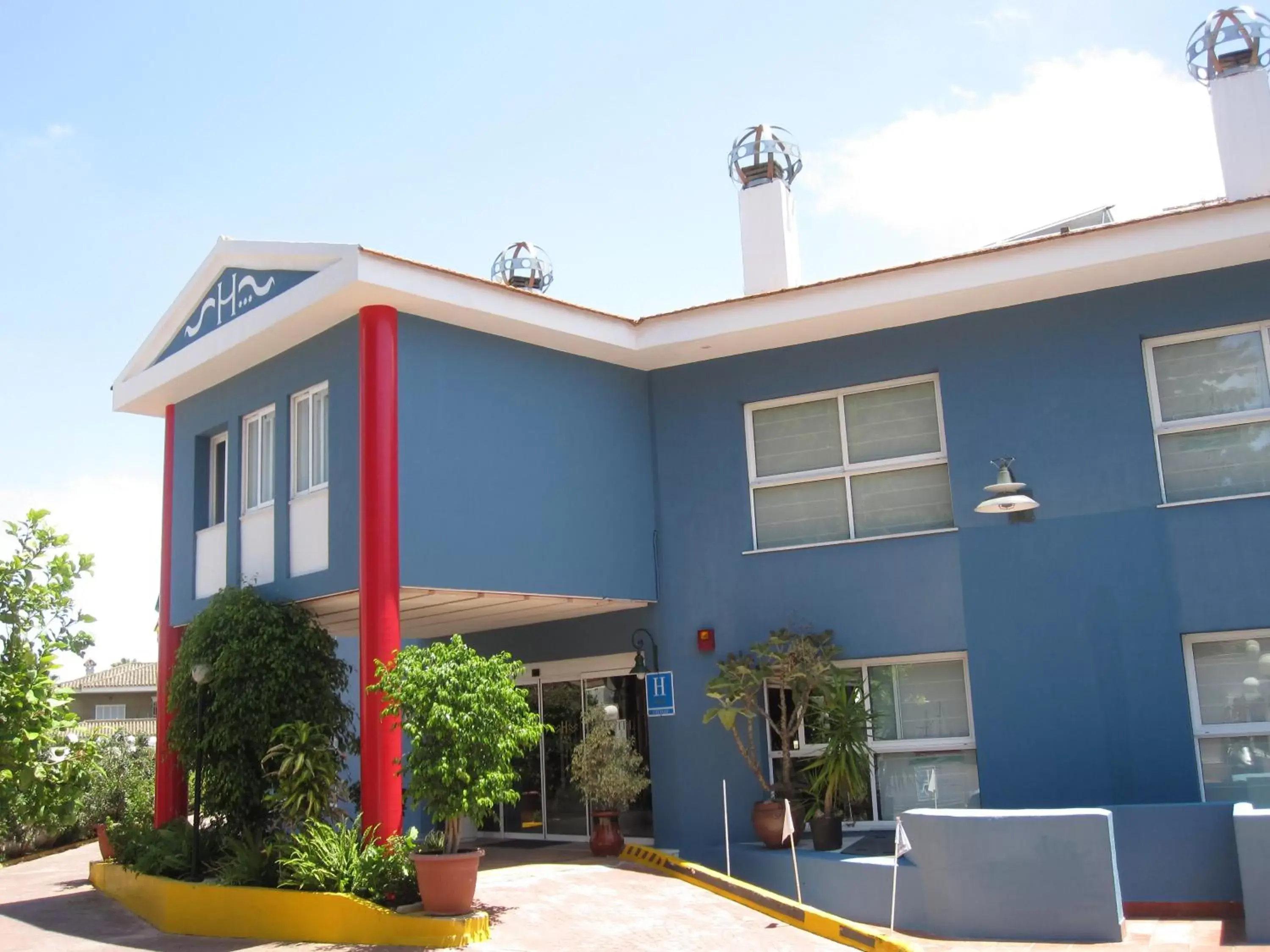 Facade/entrance, Property Building in Del Mar Hotel & Spa