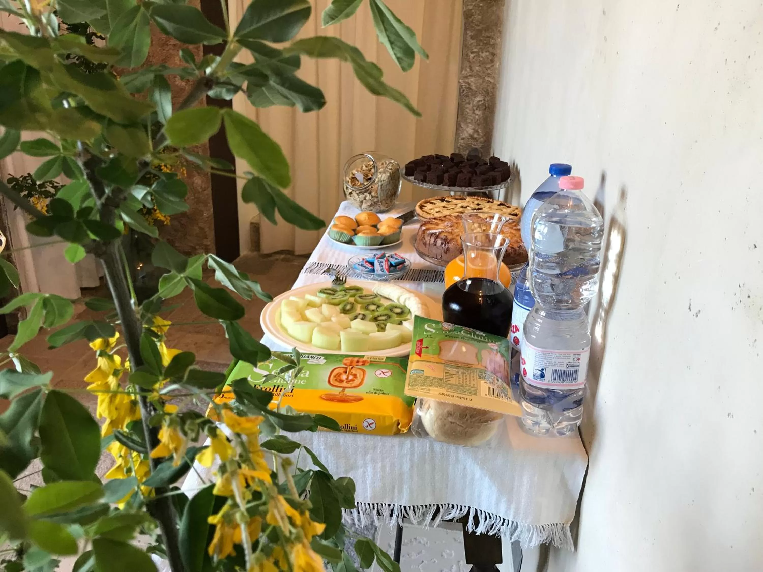 Continental breakfast in Charme in Perillis