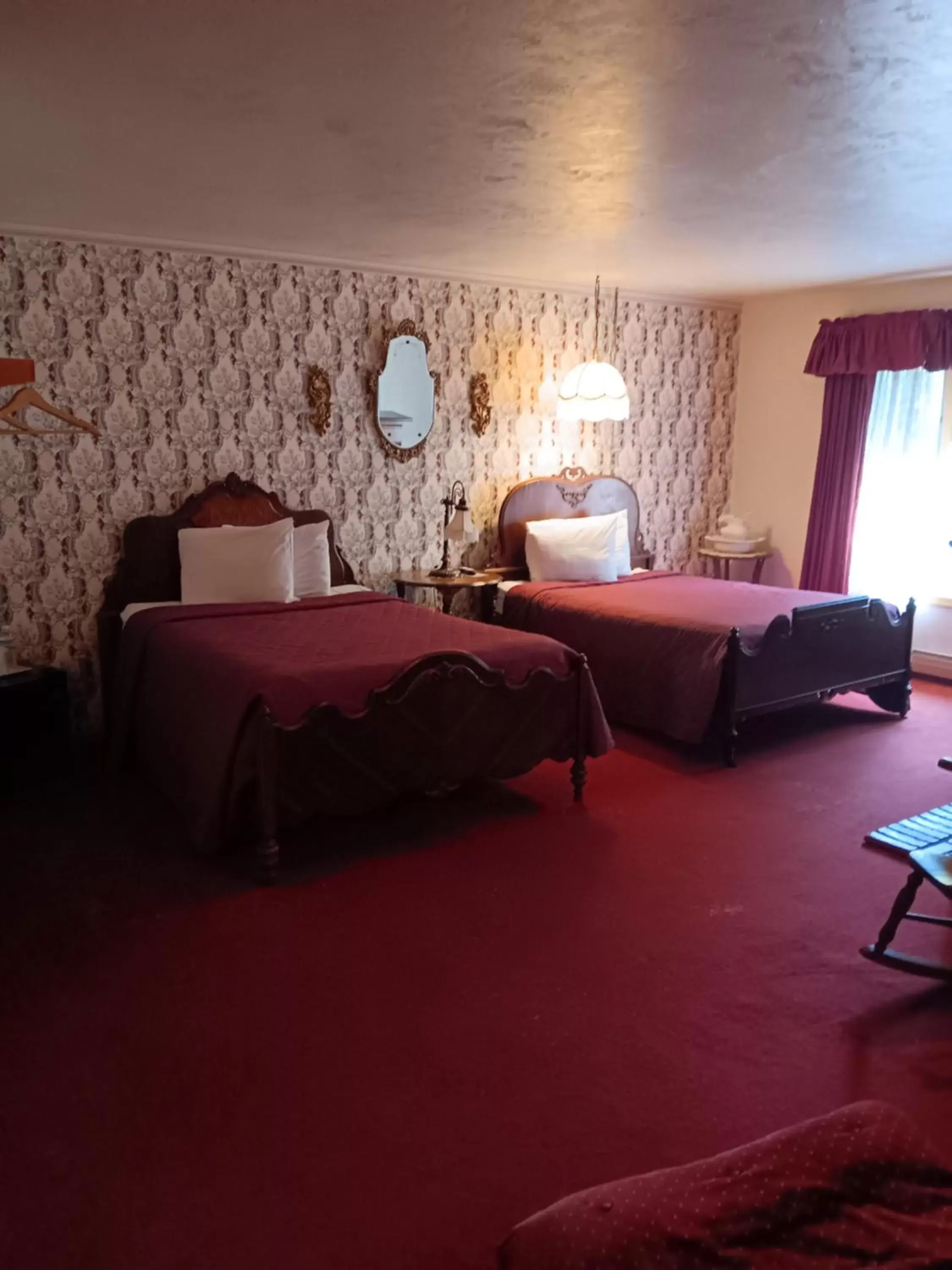 Double Room in White Birch Inn