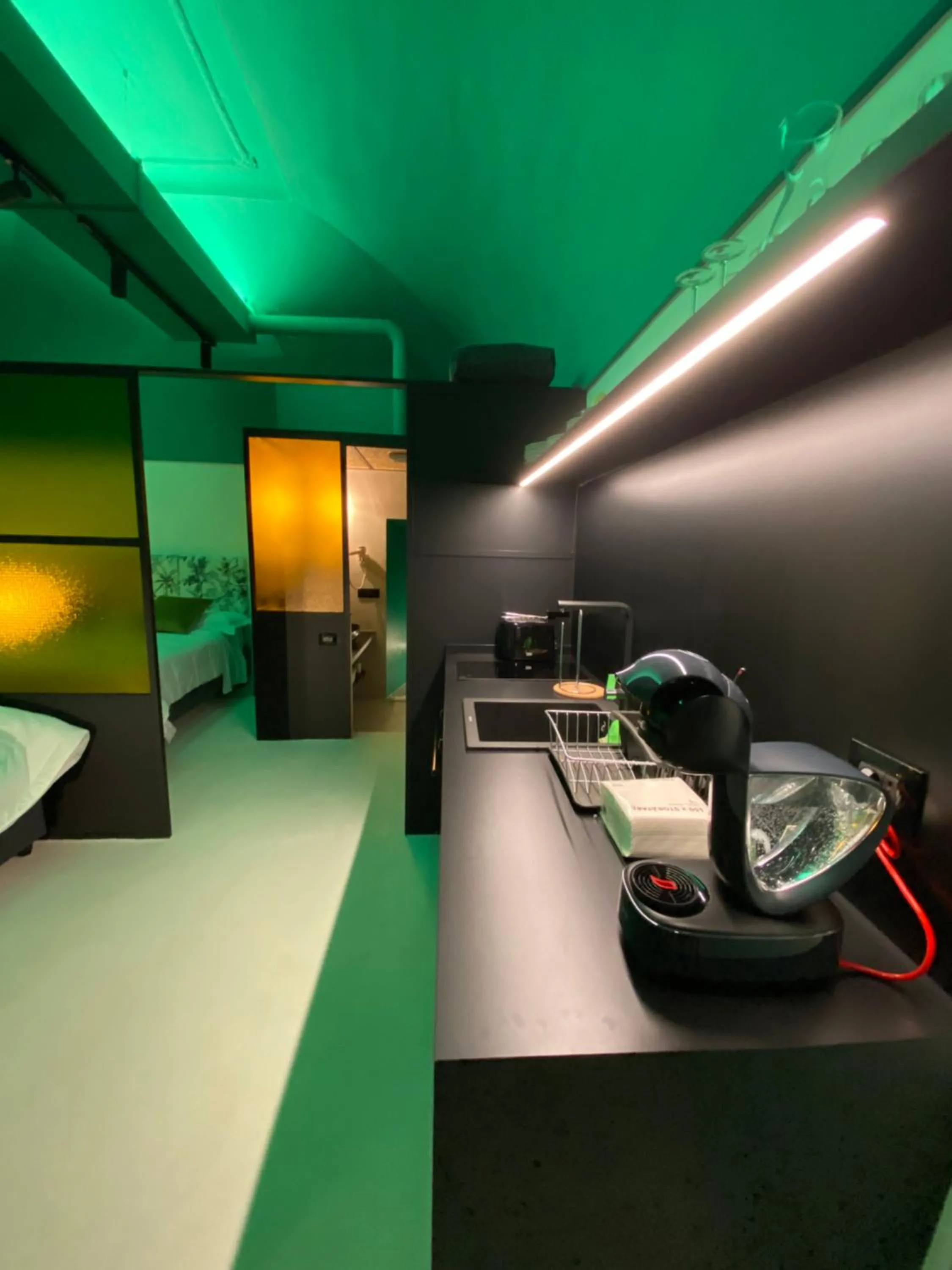 Kitchen or kitchenette in Casa Pacifico Napoli