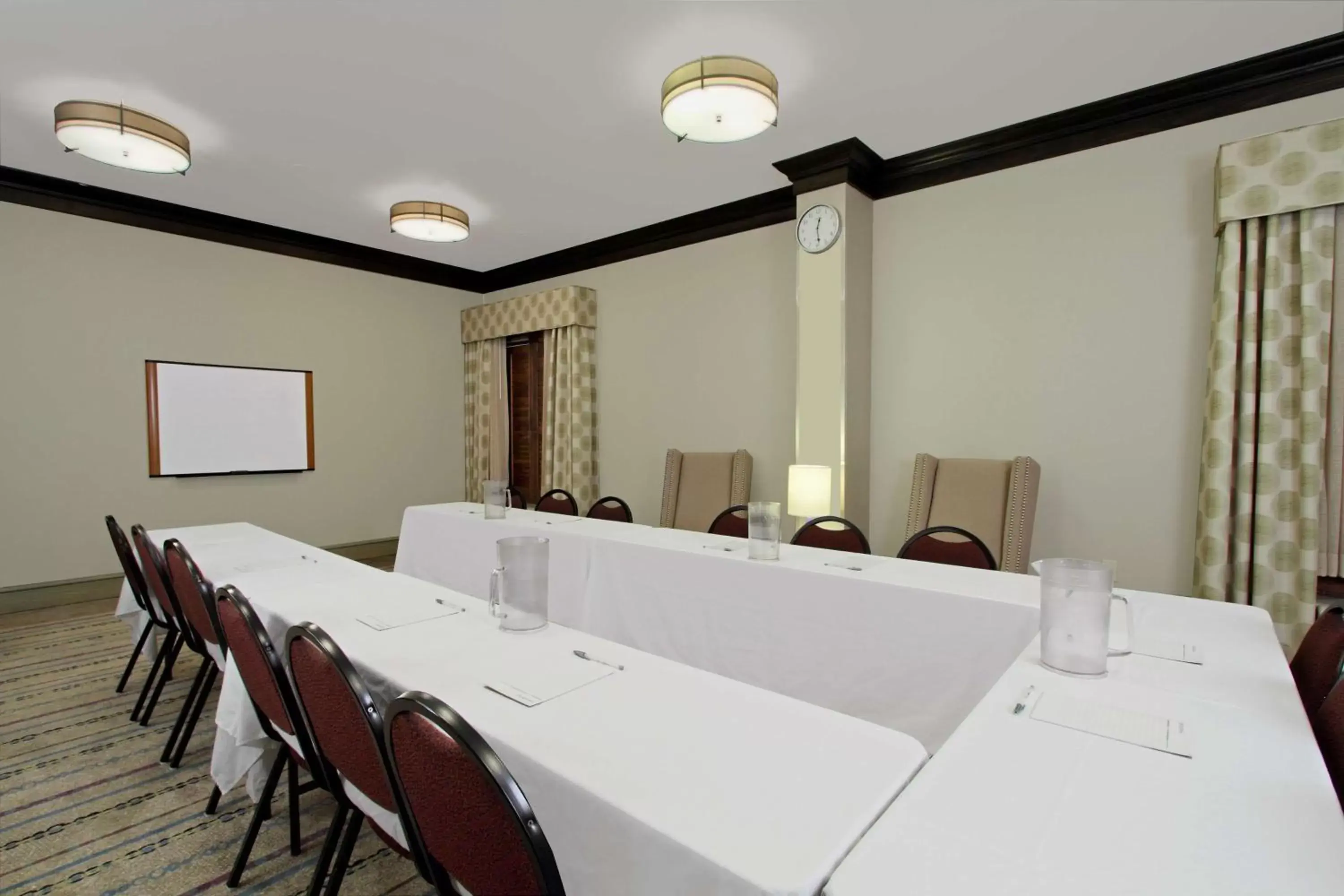 Meeting/conference room in Hampton by Hilton Austin South - I-35 & Ben White