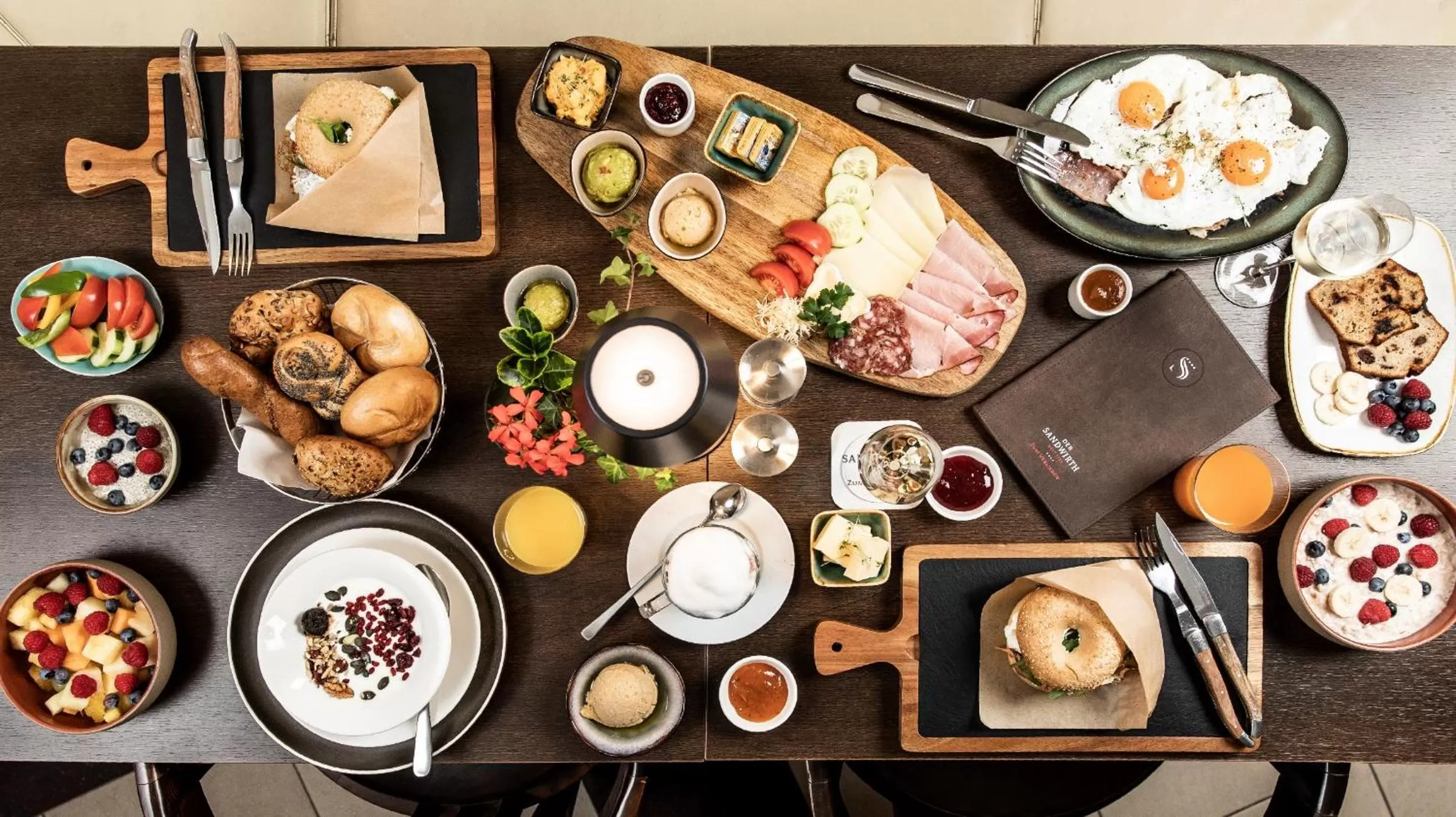 Restaurant/places to eat in Hotel Sandwirth