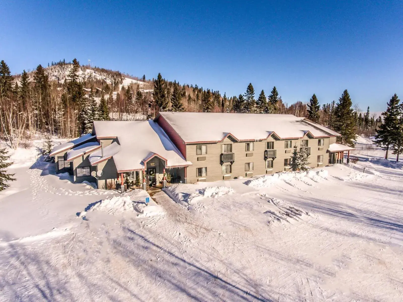Mountain Inn at Lutsen Mountain Inn at Lutsen