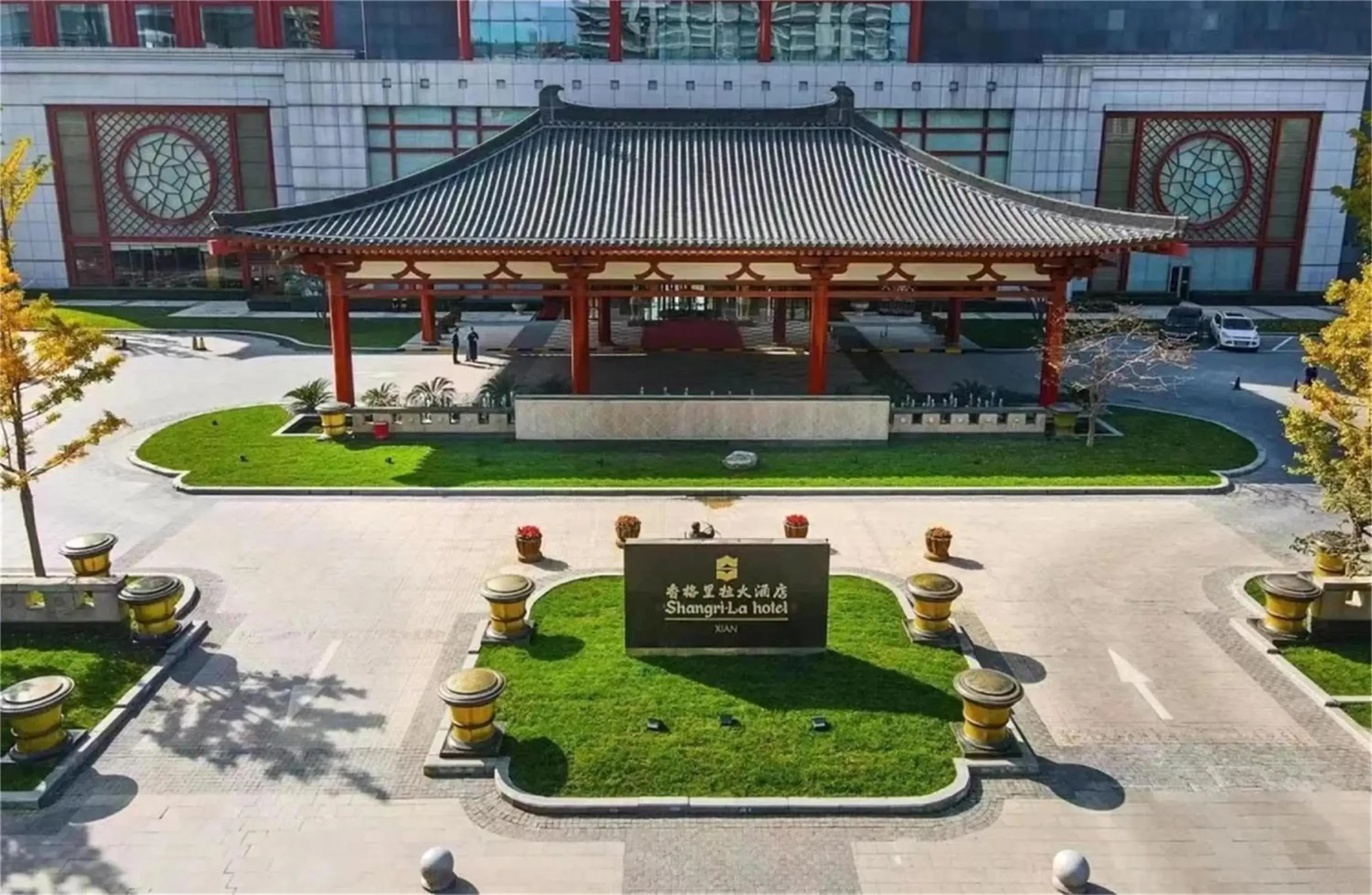 Property building, Pool View in Shangri-La Hotel Xi'an