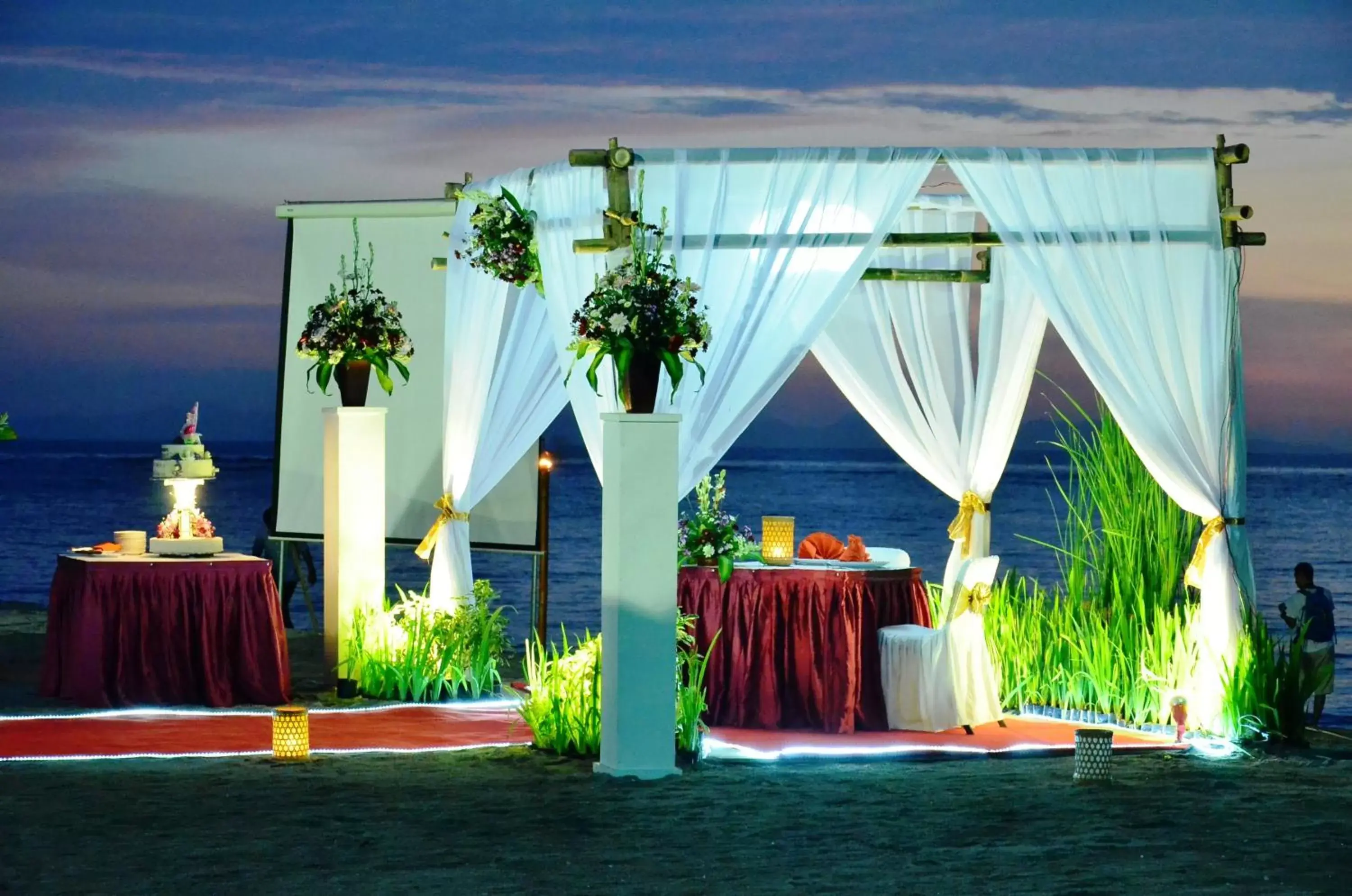 Beach, Banquet Facilities in Merumatta Senggigi Lombok