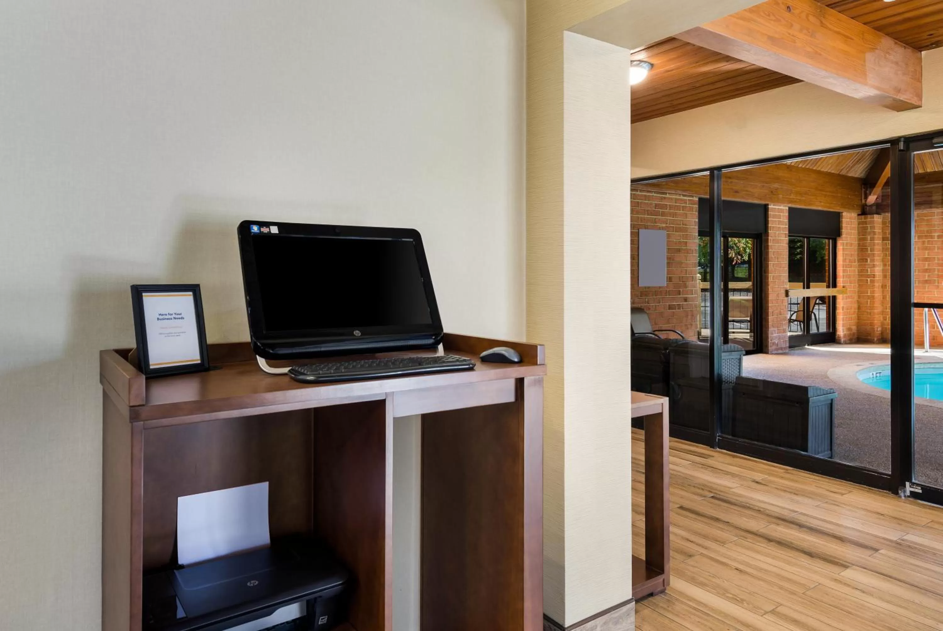 Business facilities, Bed in Comfort Inn Lexington Virginia Horse Center