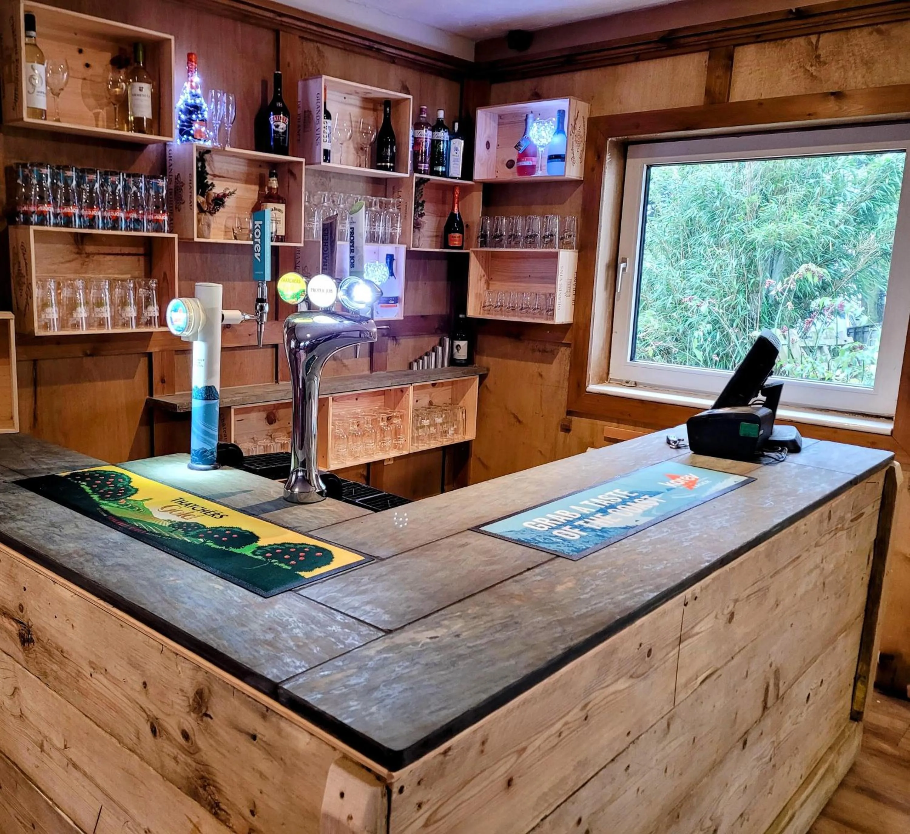 Lounge or bar in Wheal Tor Hotel & Glamping