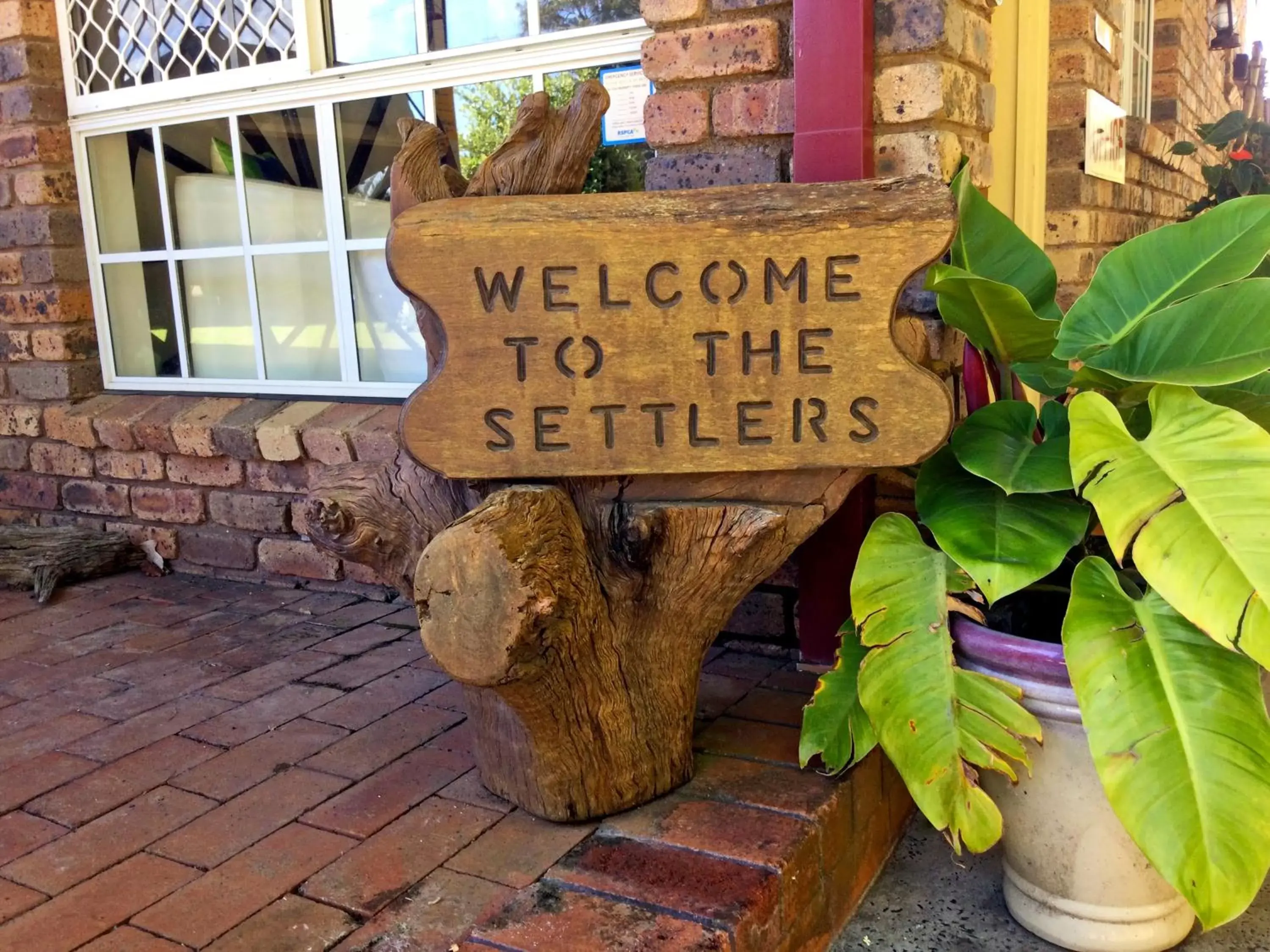 Garden, Property Logo/Sign in Alstonville Settlers Motel