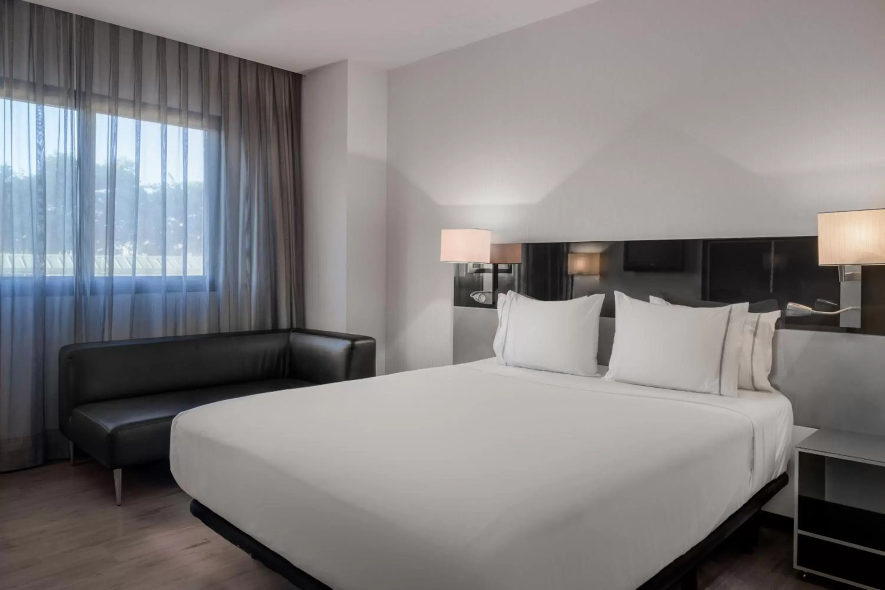 Photo of the whole room, Bed in AC Hotel Murcia by Marriott