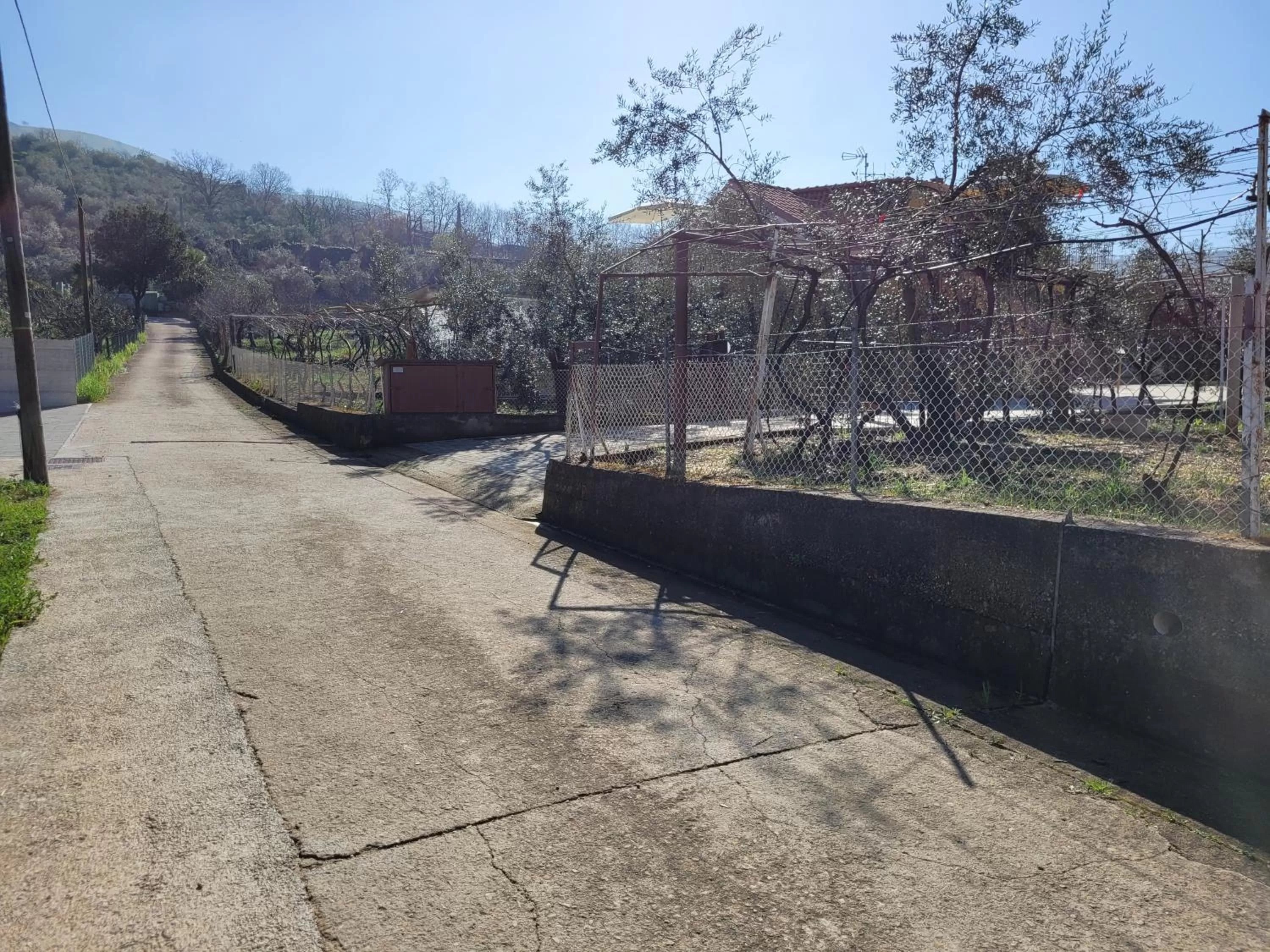 Alloggio turistico Magnifico Alessandro Valle Bernardo 04025 Lenola nei pressi di Fondi LT