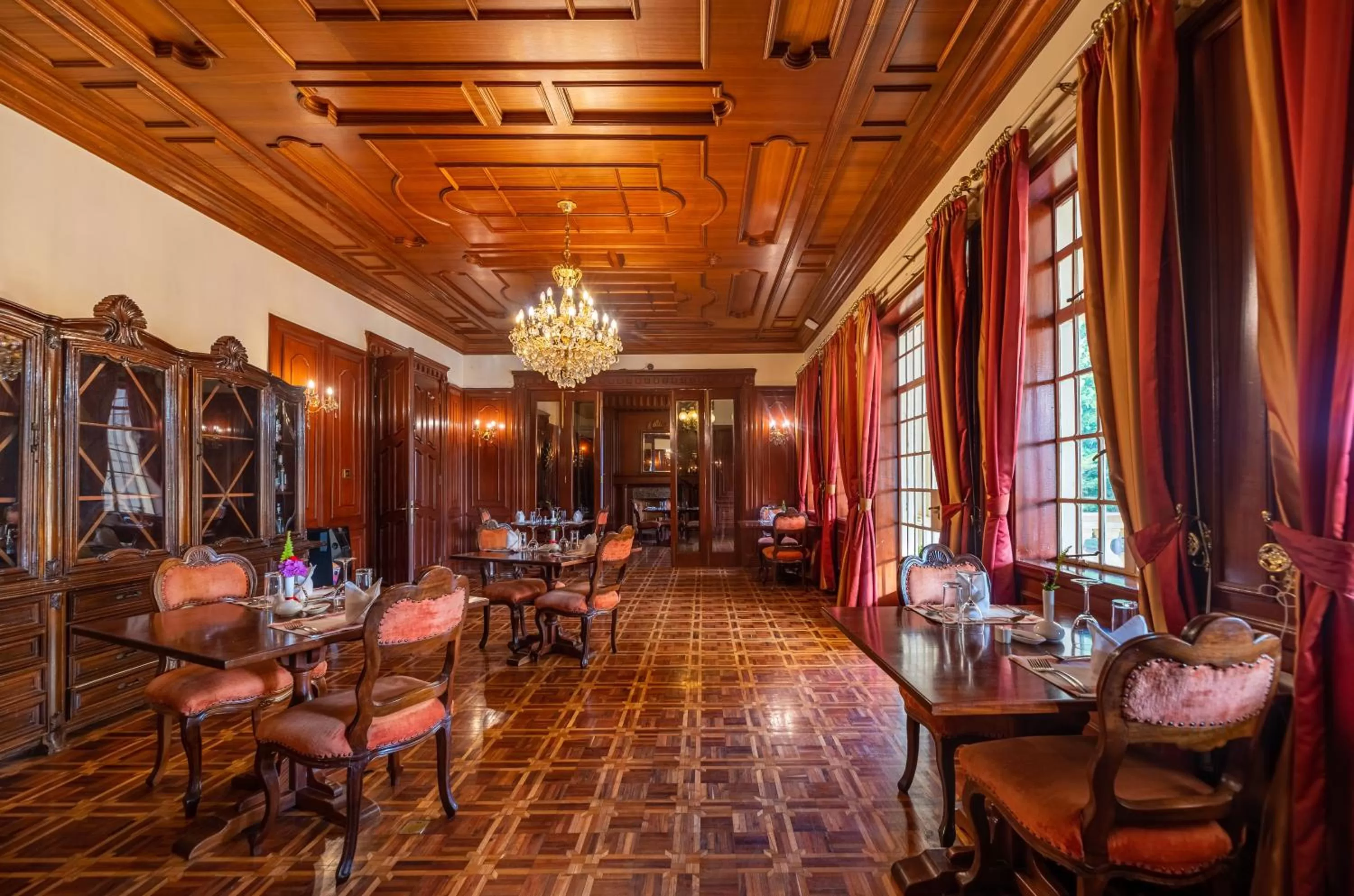 Restaurant/places to eat in Muthu Sovereign Suites & Spa, Limuru Road, Nairobi