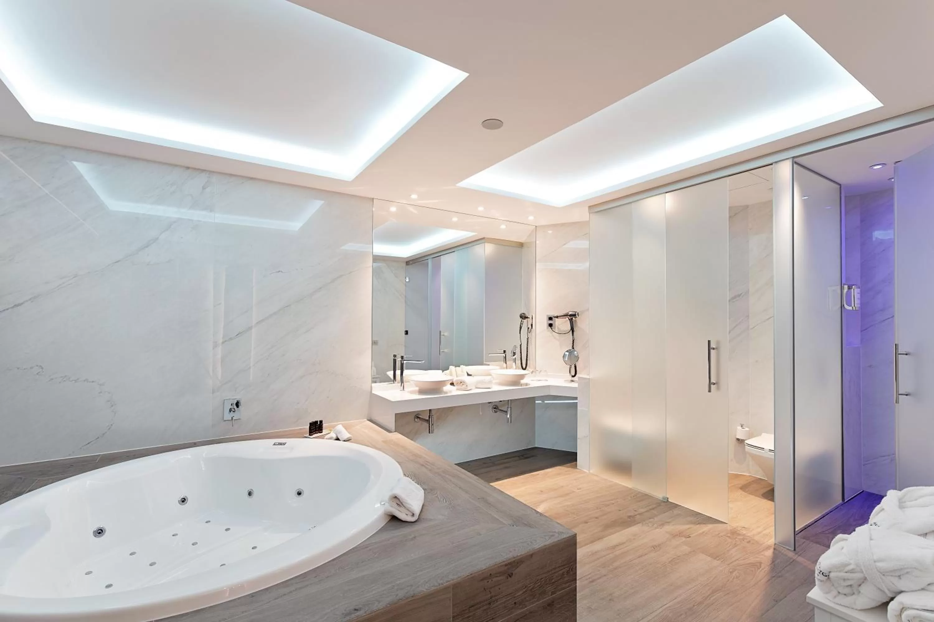 Bathroom in Grupotel Mayorazgo