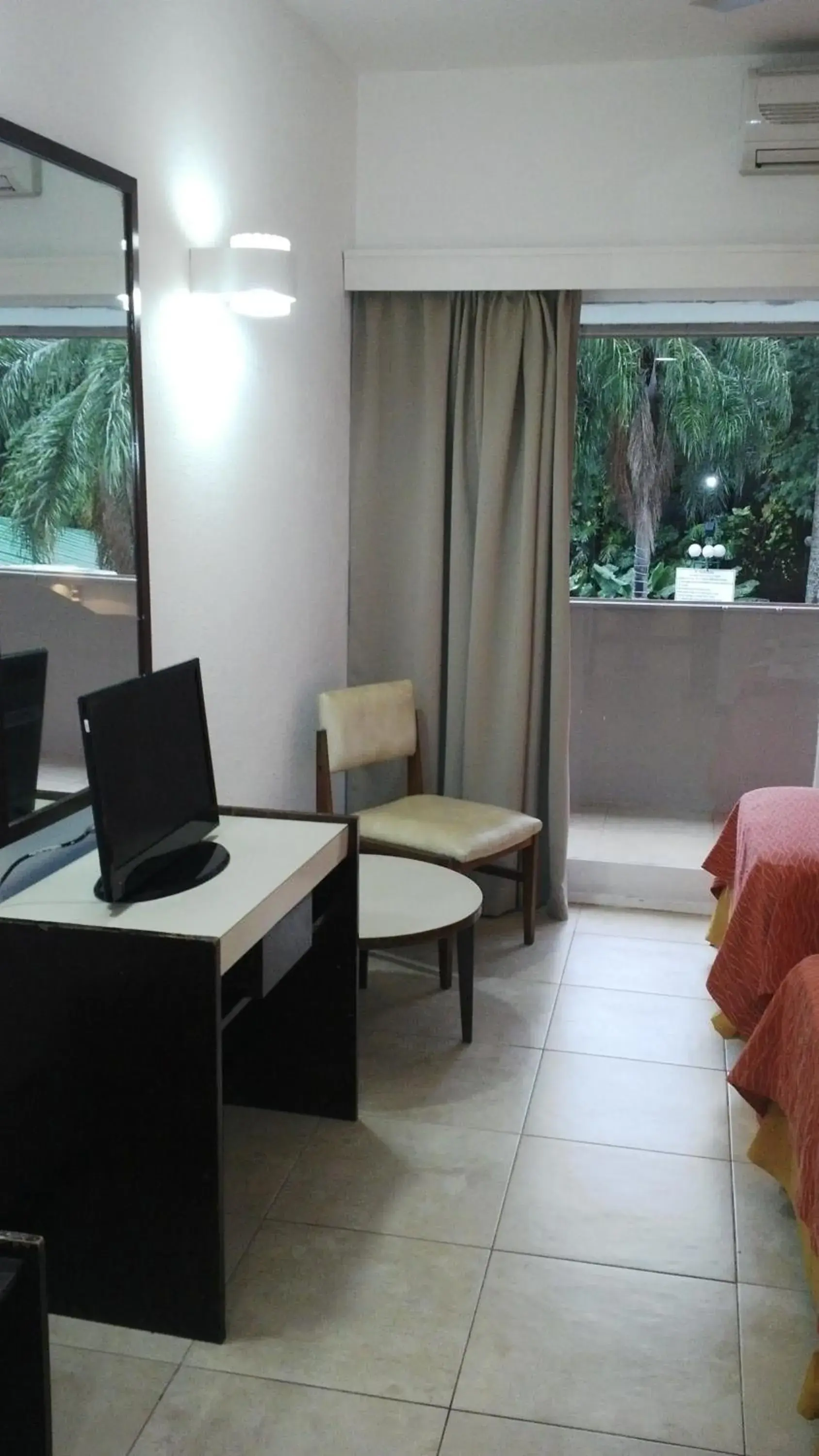 Photo of the whole room, Seating Area in Hotel El Libertador