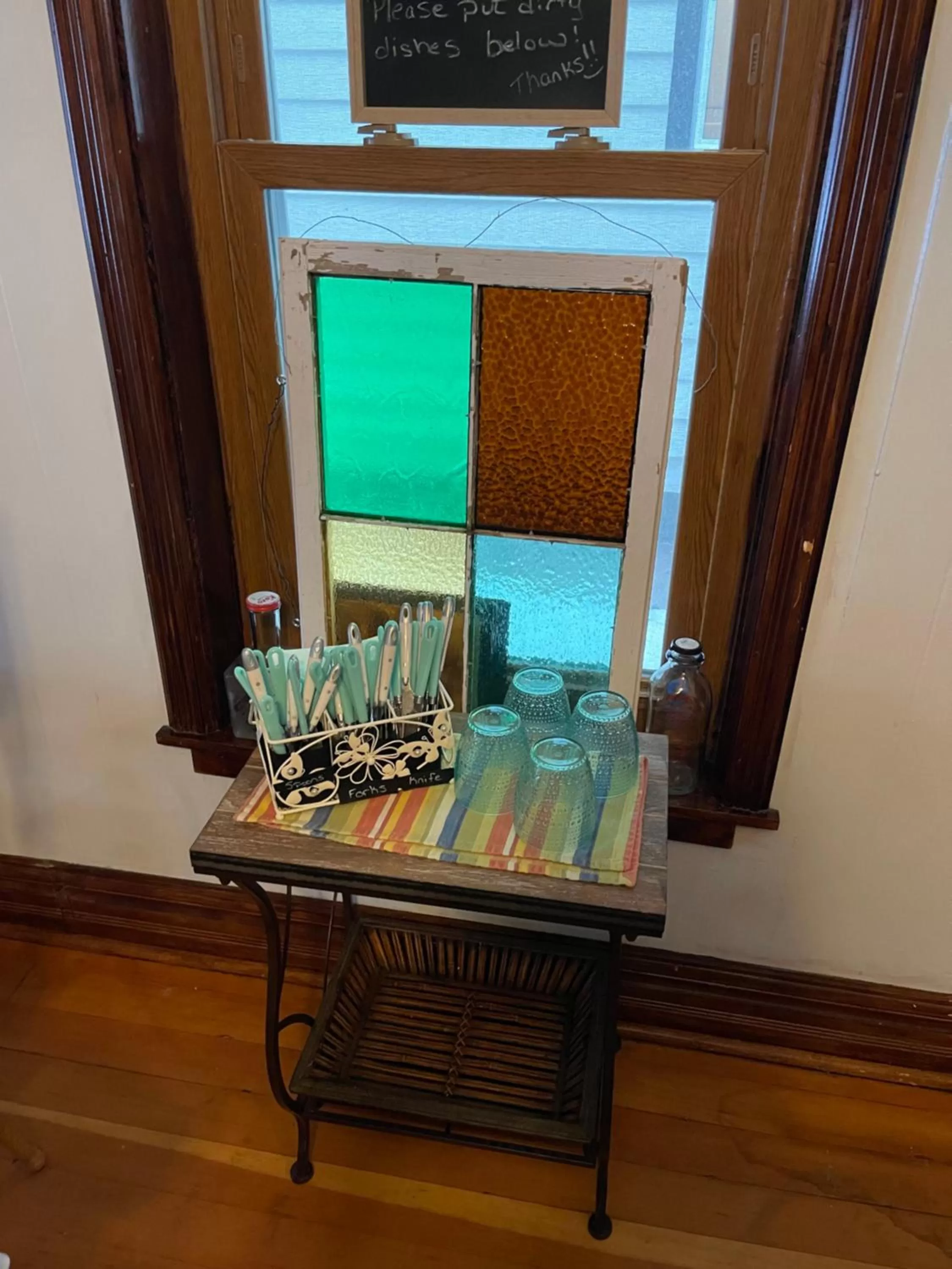 Dining area in Downtown B&B with Jacuzzi