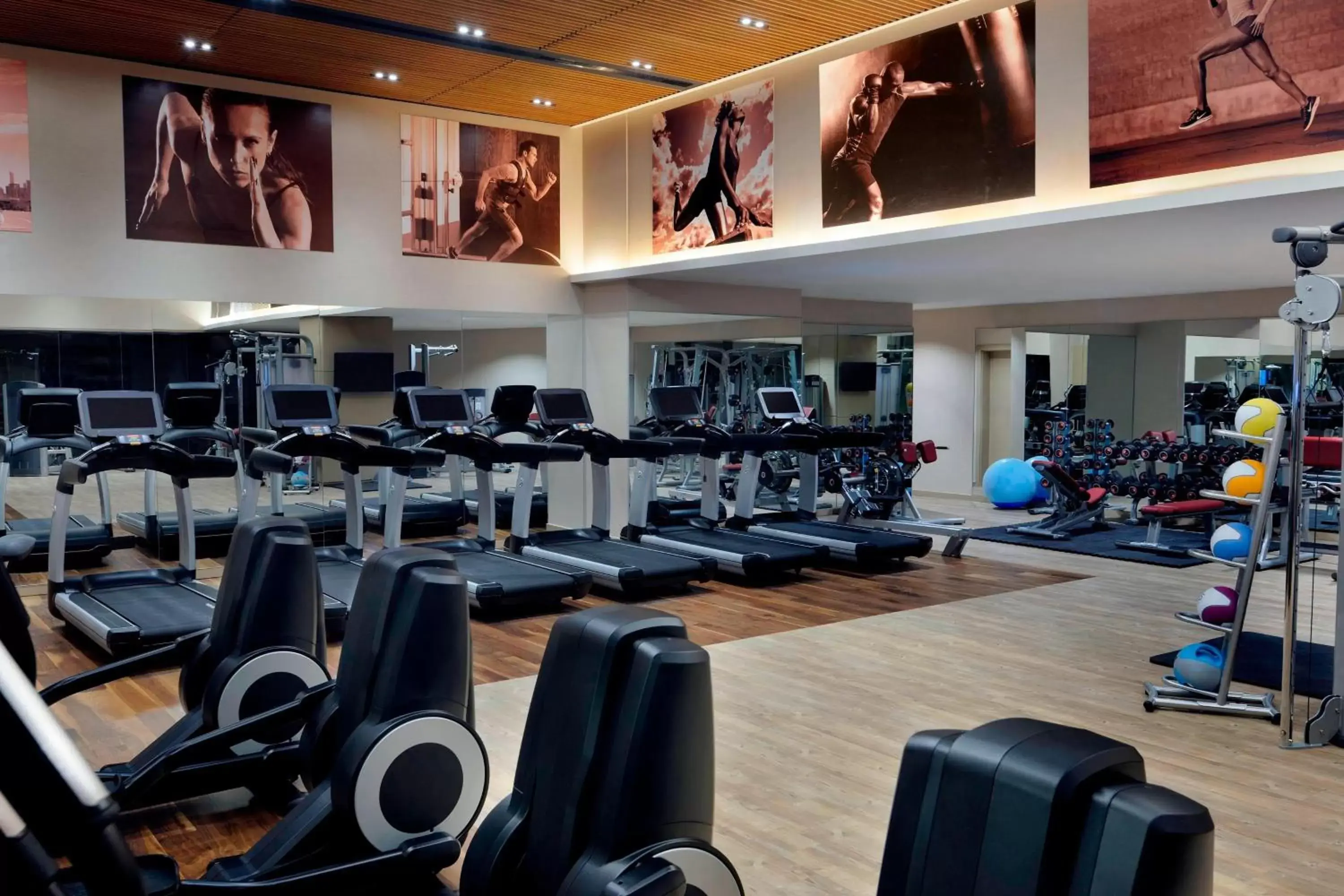 Fitness centre/facilities, Fitness Center/Facilities in Istanbul Marriott Hotel Sisli