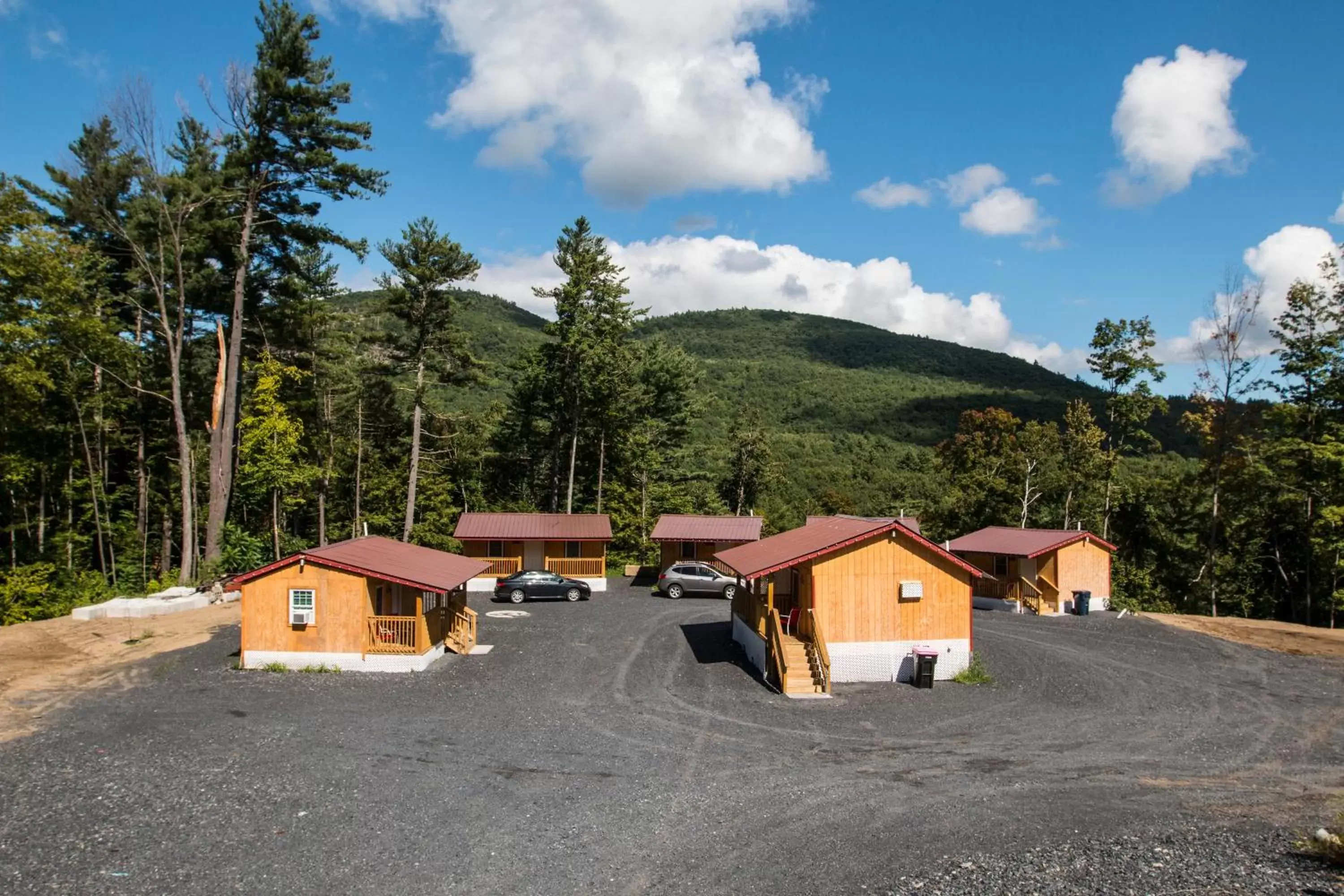 Property Building in King Hendrick Motel and Suites