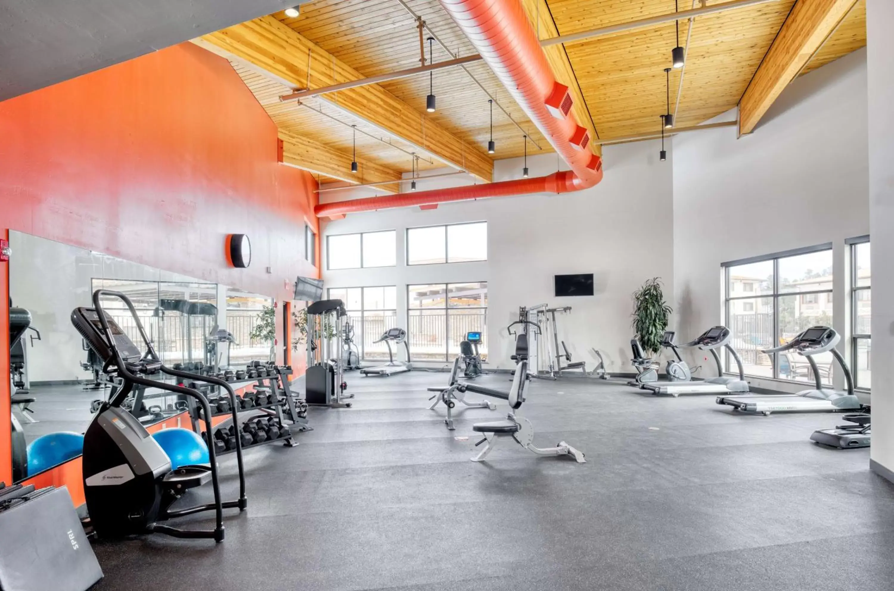 Fitness centre/facilities, Fitness Center/Facilities in Squire Resort at the Grand Canyon, BW Signature Collection