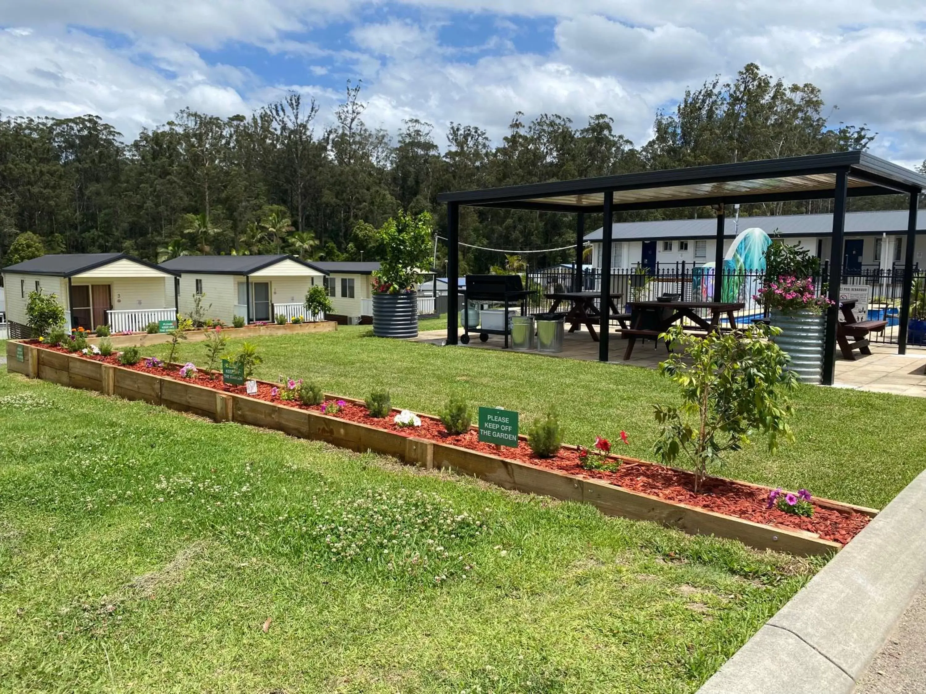 BBQ facilities, Property Building in Timbertown Motel