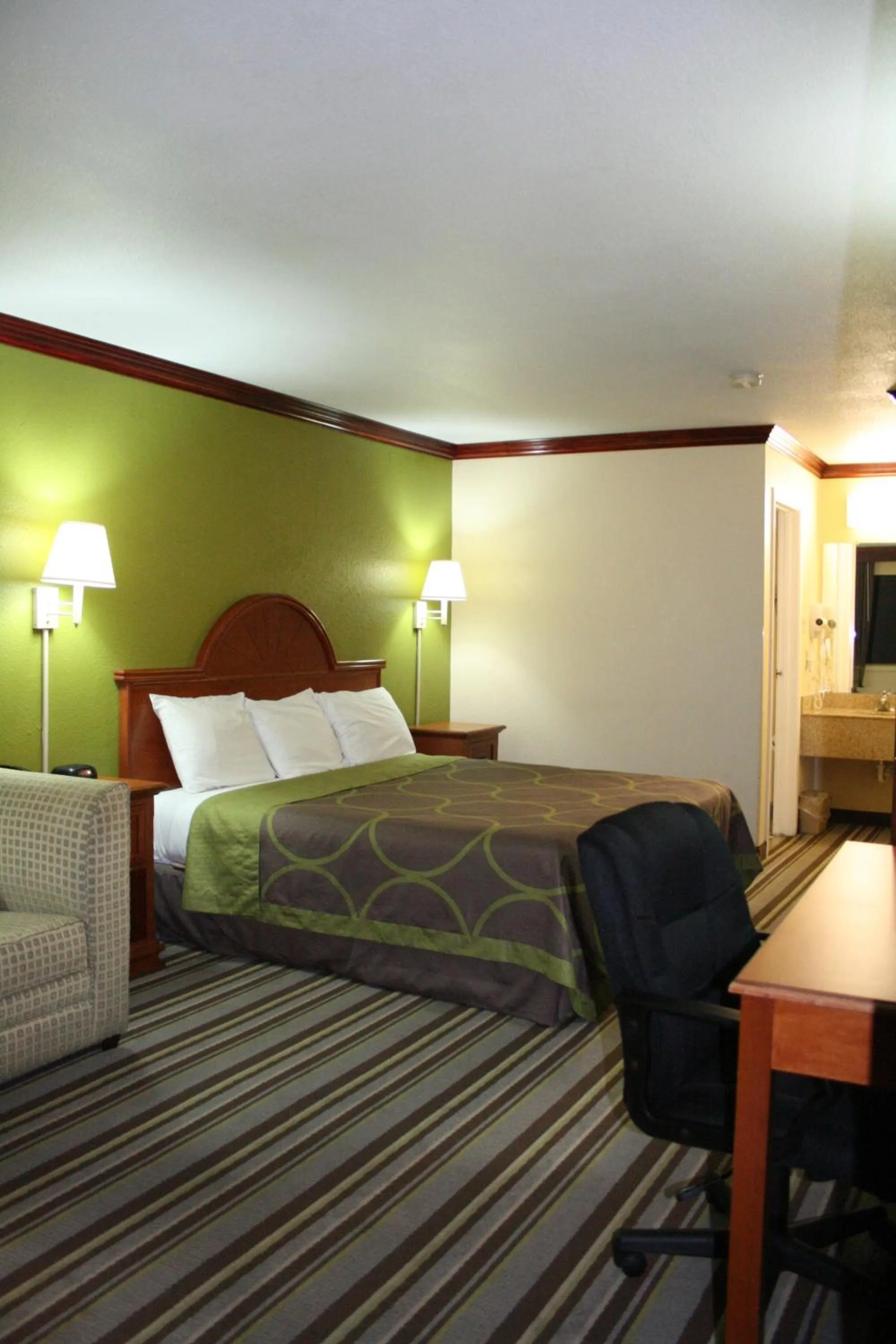 King Room - Non-Smoking in Super 8 by Wyndham San Marcos