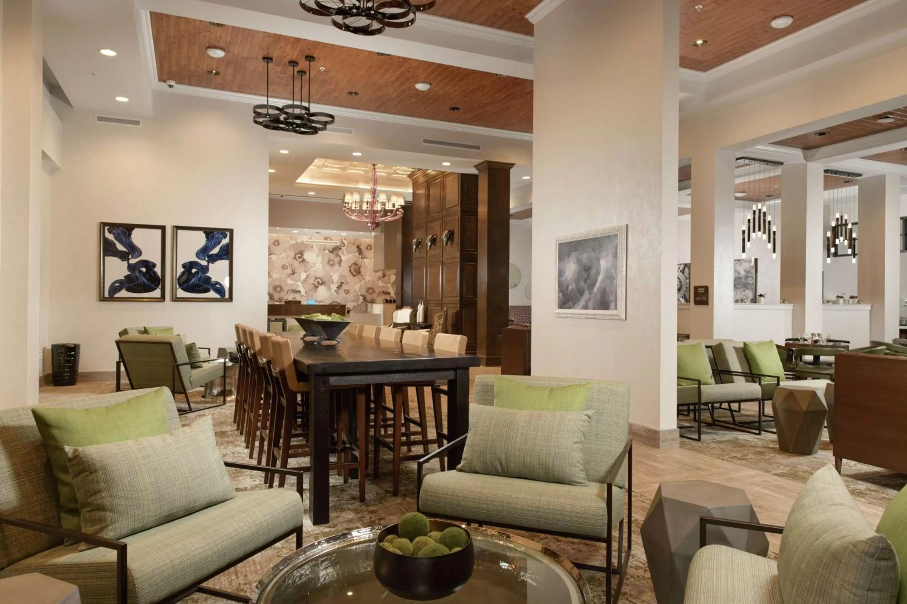 Communal lounge/ TV room in Hilton Garden Inn Memphis Downtown Beale Street