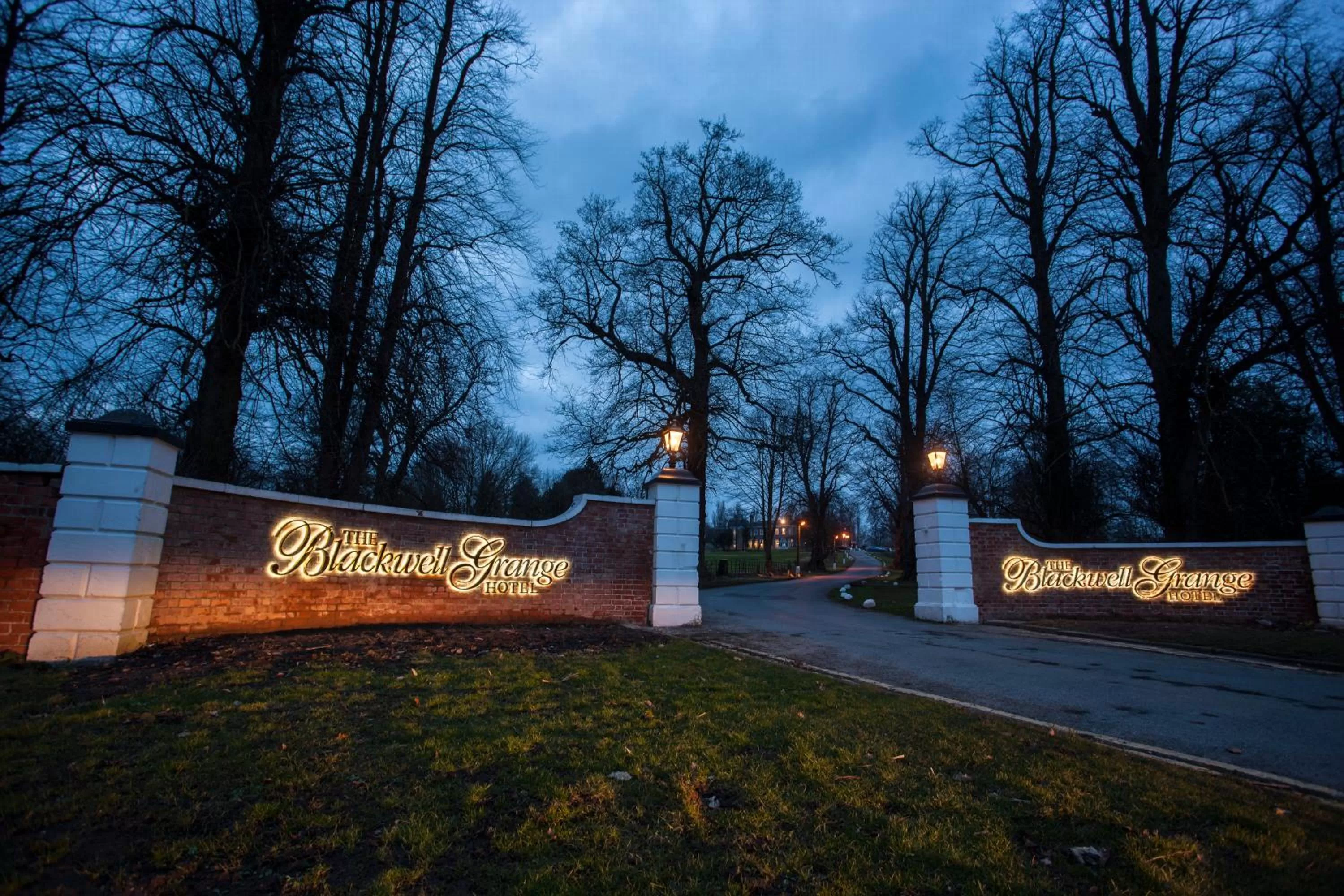 Facade/entrance in Blackwell Grange Hotel