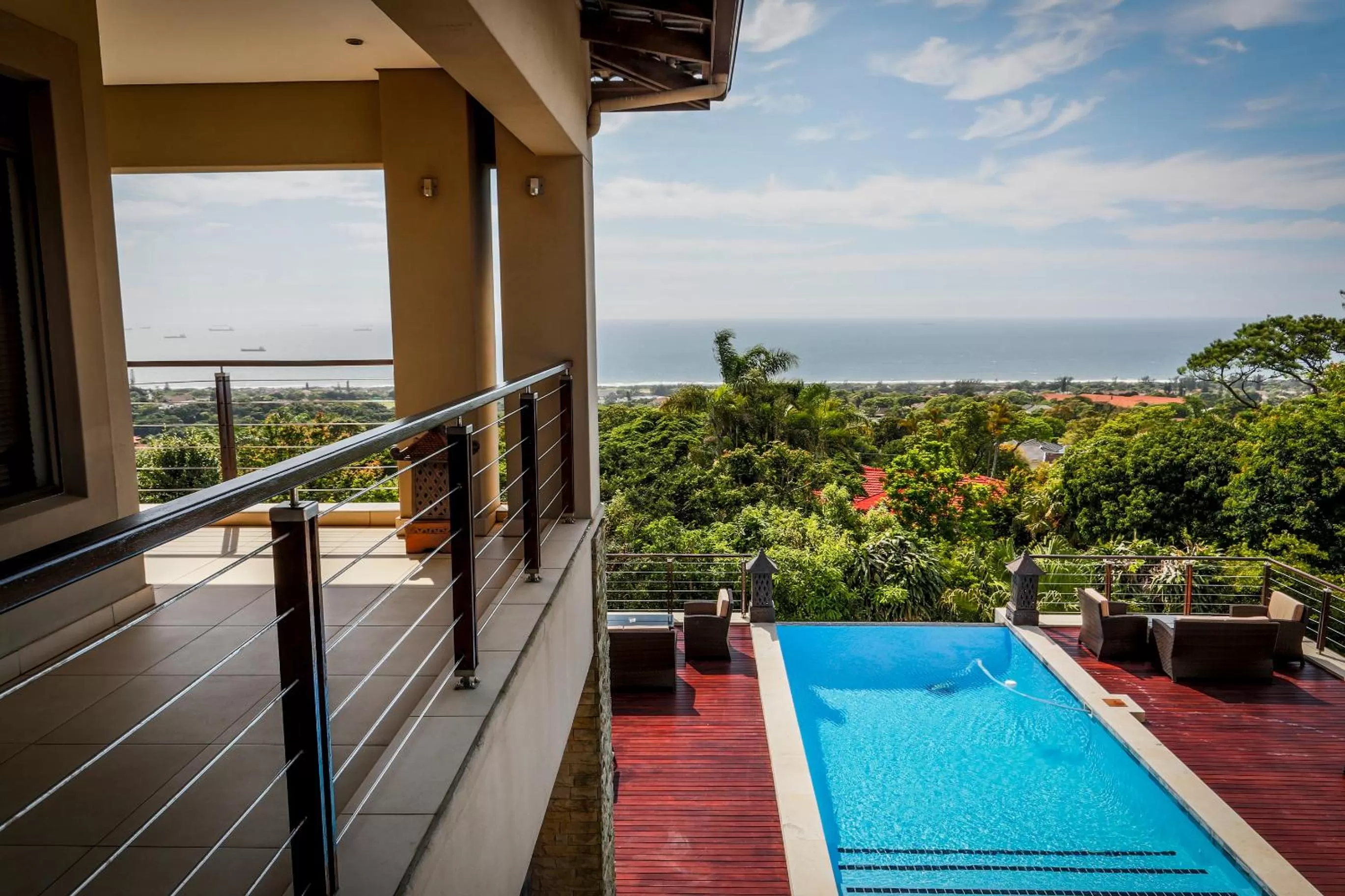 Swimming pool in Endless Horizons Boutique Hotel