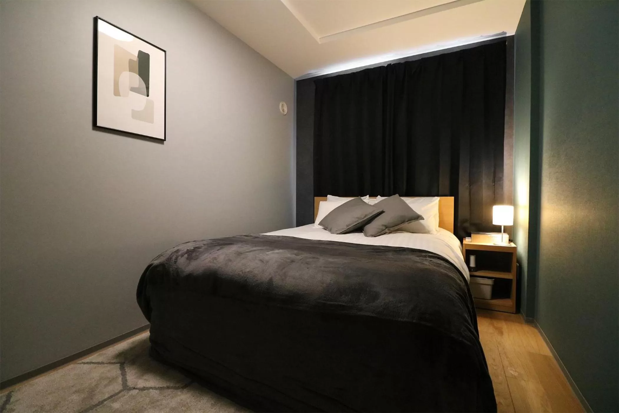 Bed in Glass Shiseikan