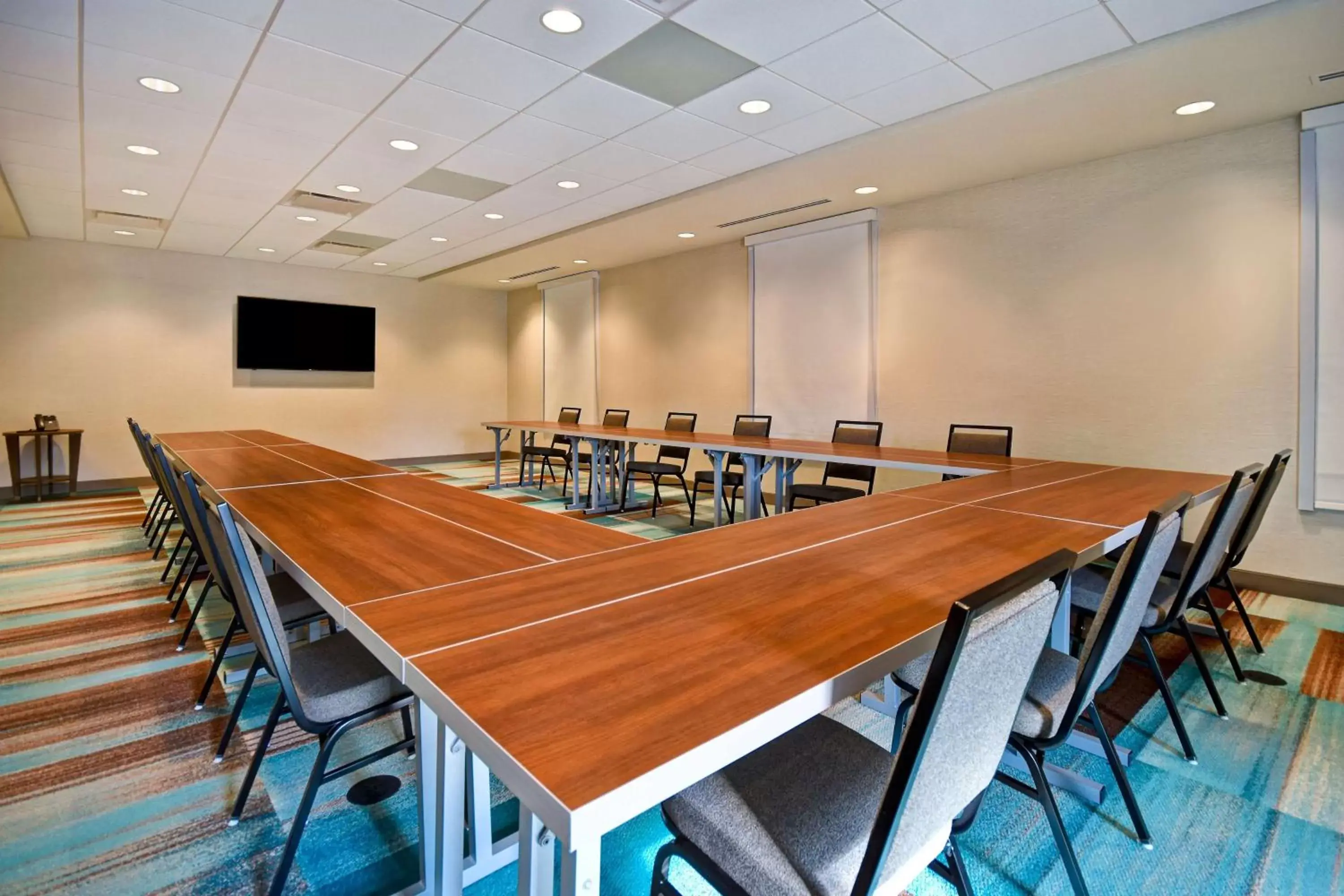 Meeting/conference room in Home2 Suites By Hilton Bowling Green, Oh