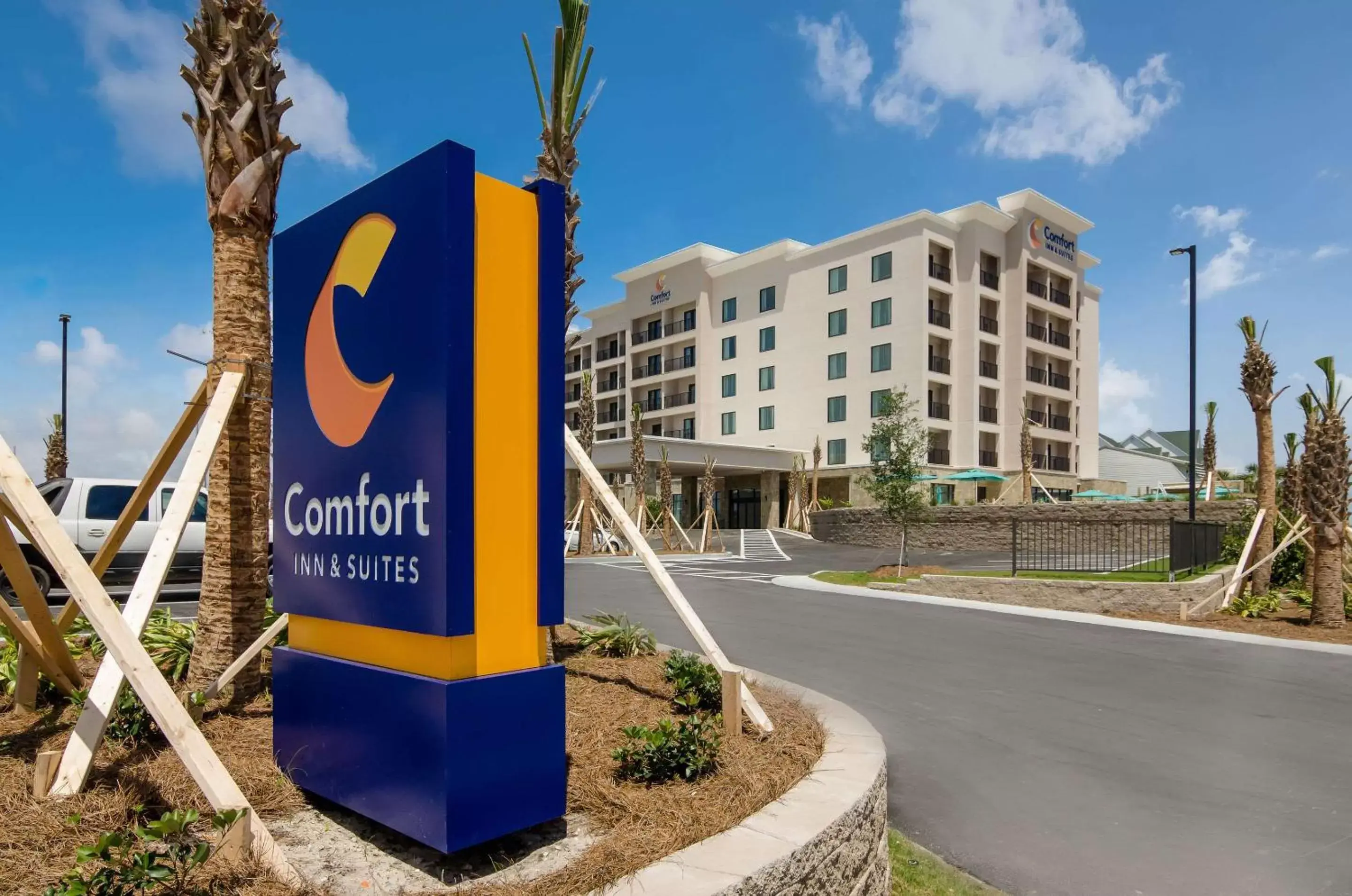Property building in Comfort Inn & Suites Gulf Shores East Beach near Gulf State Park