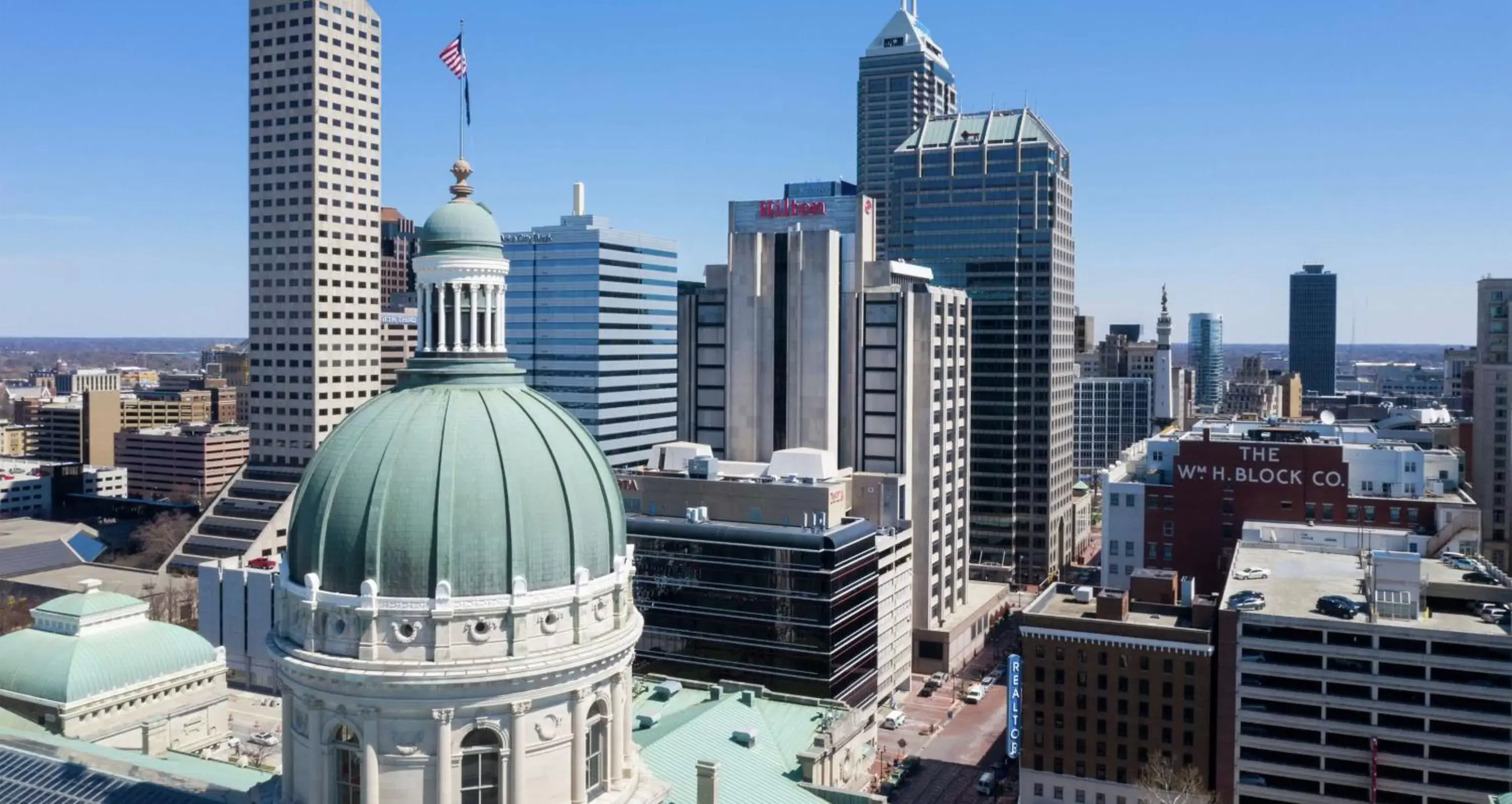 Property building in Hilton Indianapolis Hotel & Suites Property building in Hilton Indianapolis Hotel & Suites