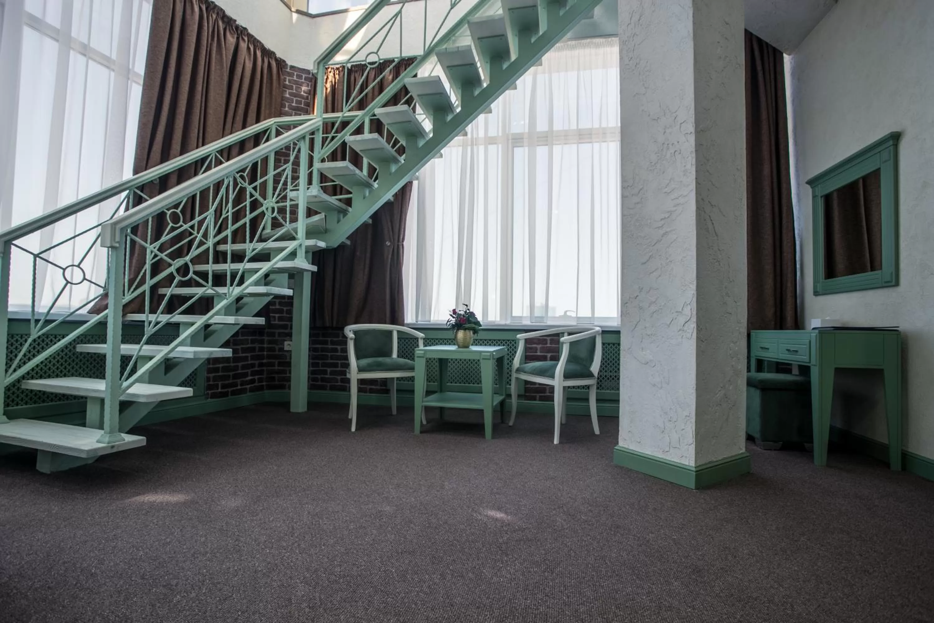 Living room in Grand Sapphire Hotel