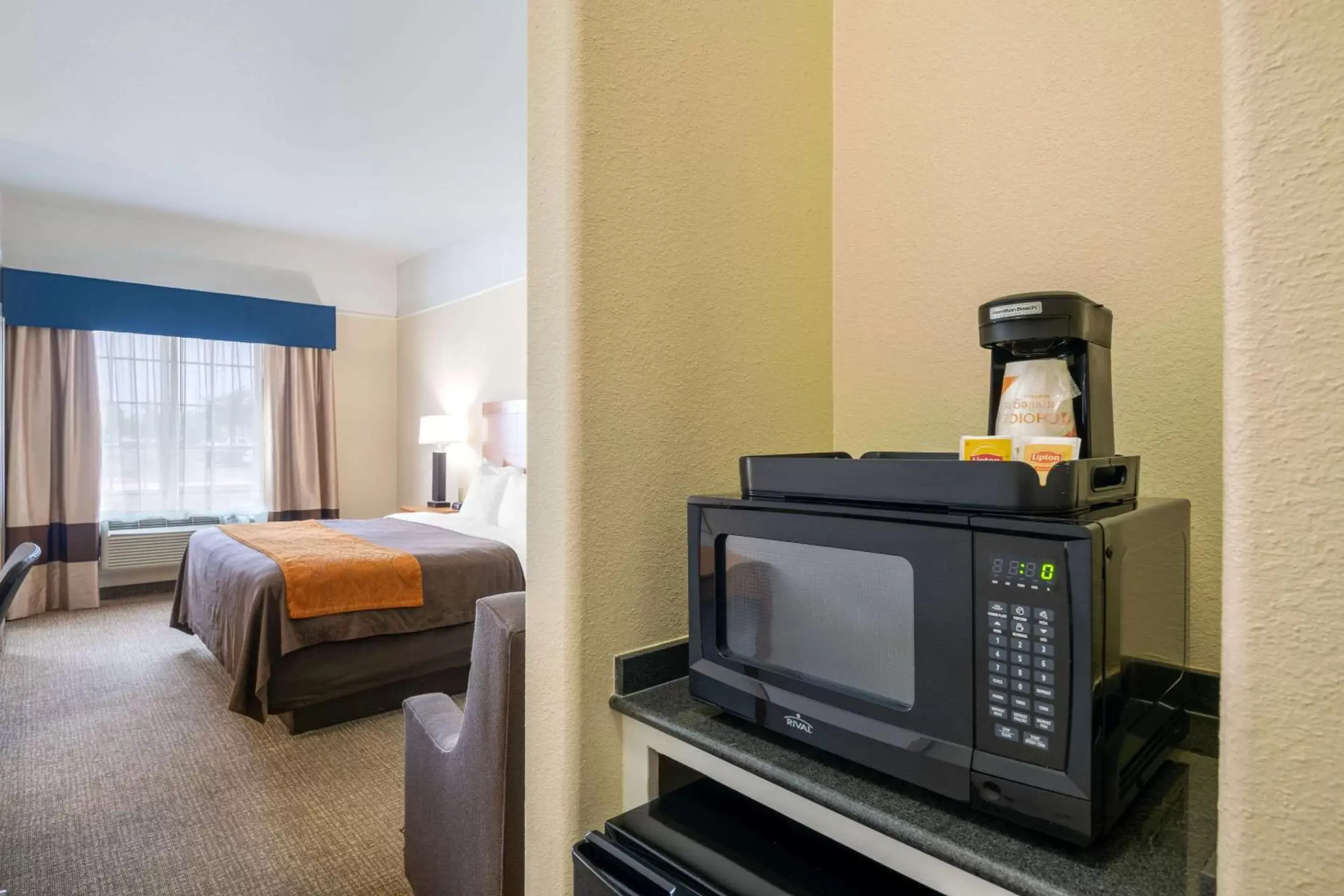 Queen Suite with Two Queen Beds - Accessible/Non-Smoking in Comfort Inn and Suites Odessa