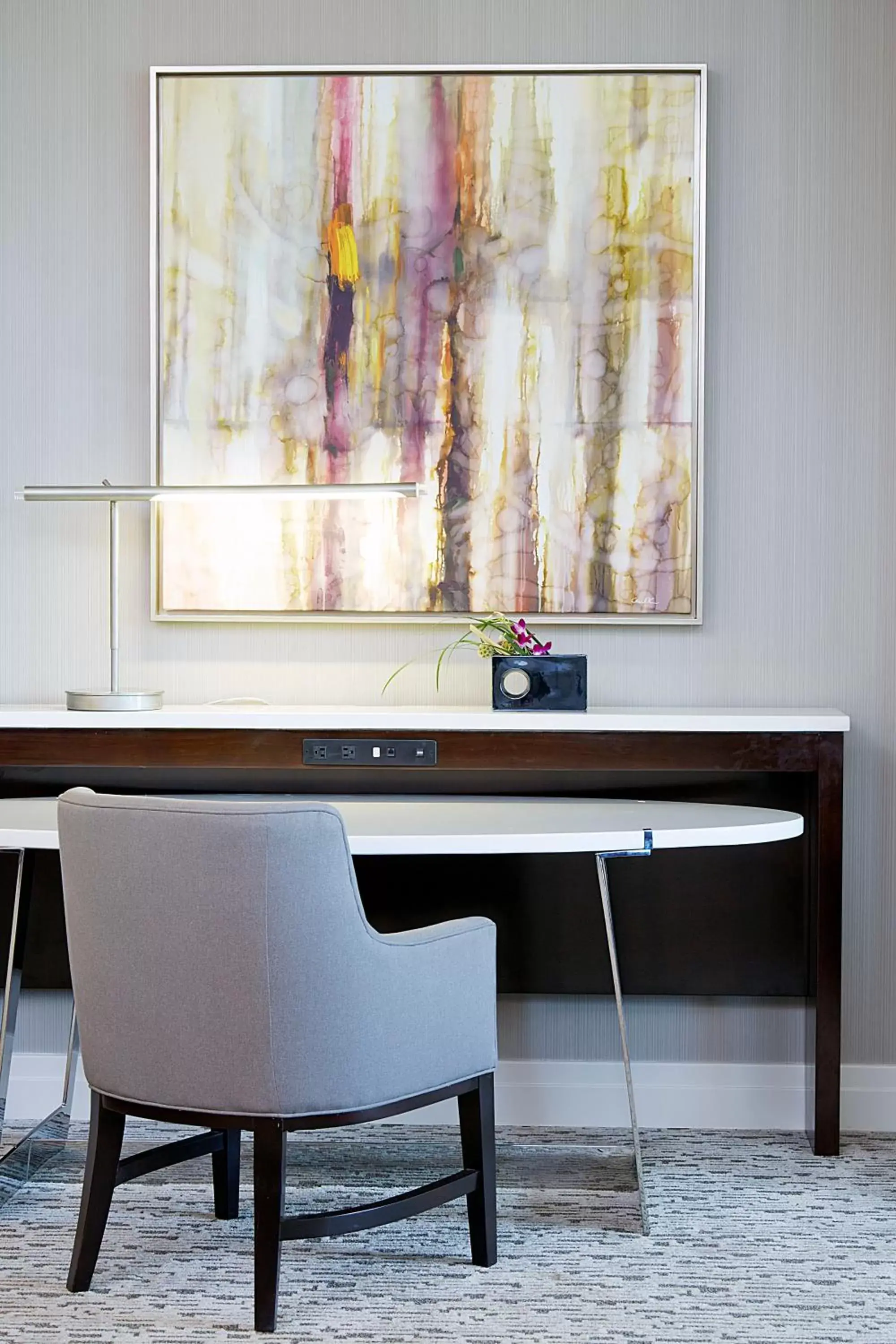 Dining area, Kitchen/Kitchenette in Hyatt Regency Atlanta Perimeter at Villa Christina