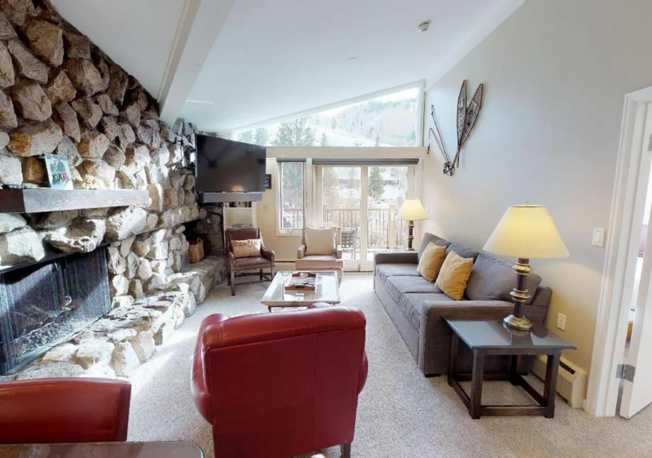 Living room in Manor Vail Lodge