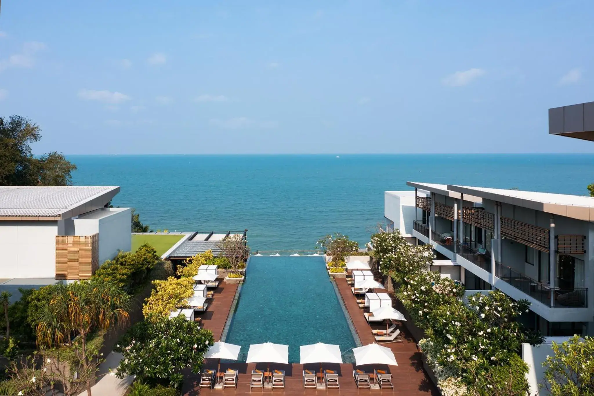 Property building, Sea View in Renaissance Pattaya Resort & Spa