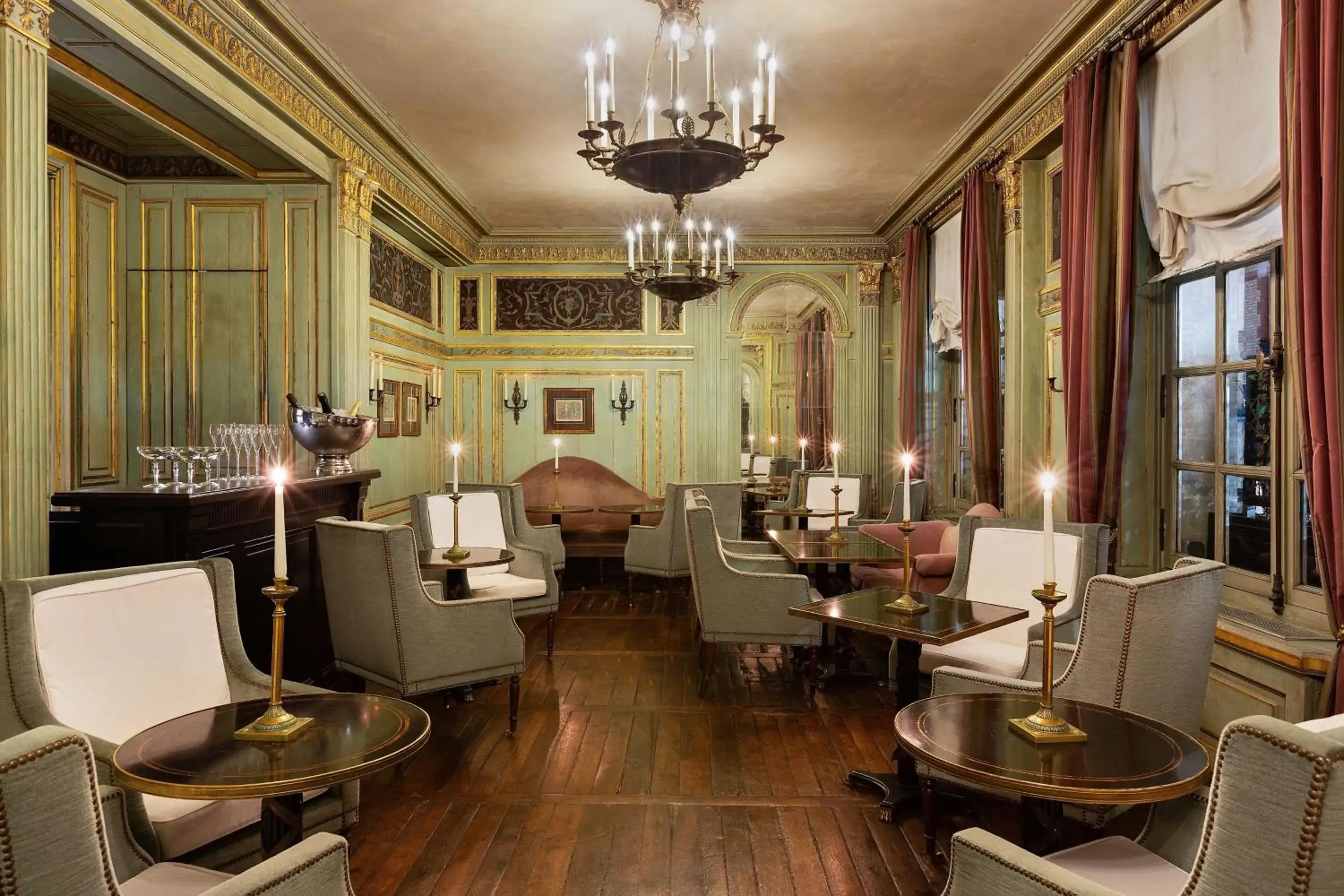 Restaurant/Places to Eat in Le Dokhans A Tribute Portfolio Hotel Paris
