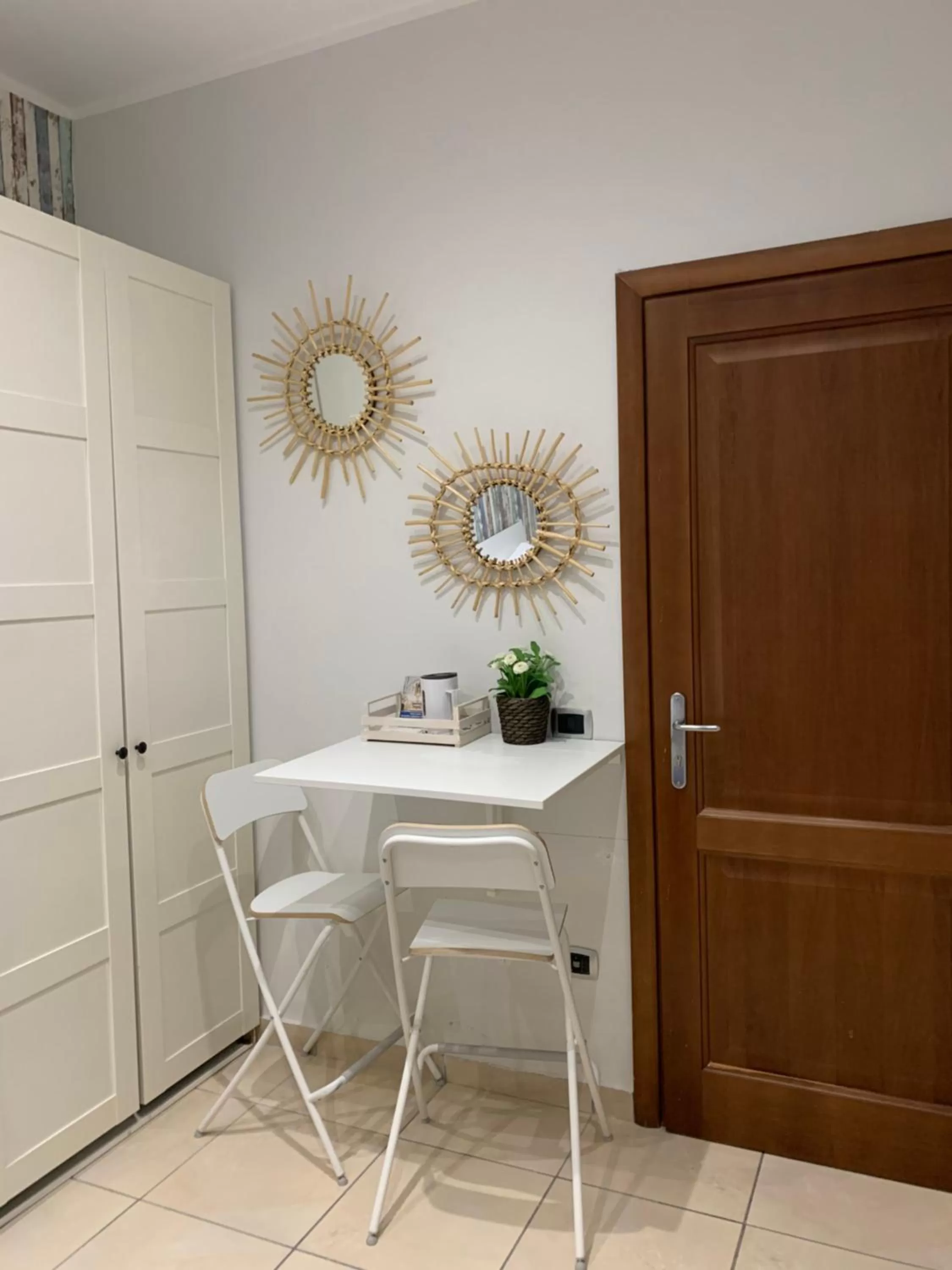 Dining Area in Convitalia