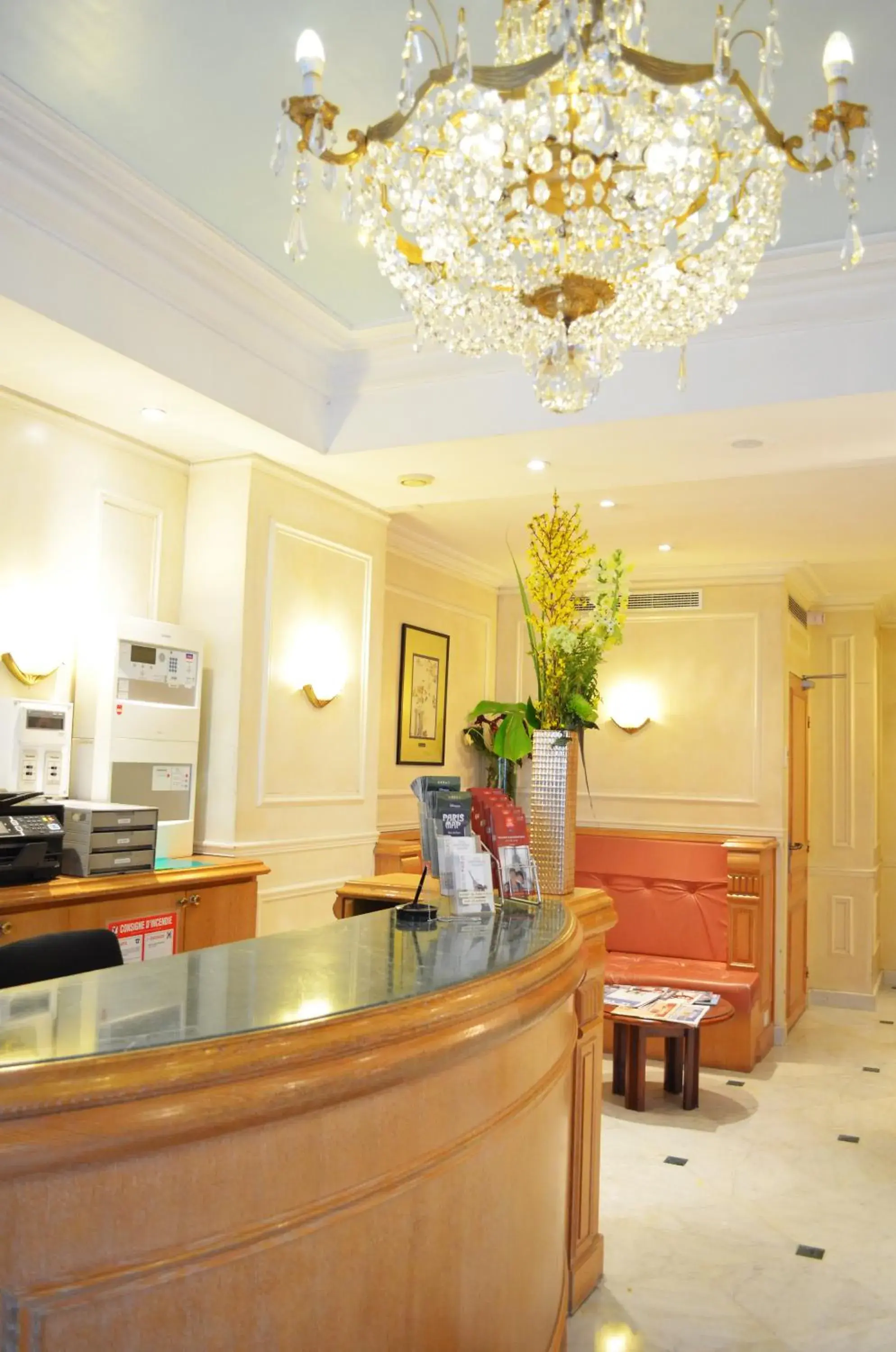 Lobby or reception, Lobby/Reception in Montparnasse Daguerre